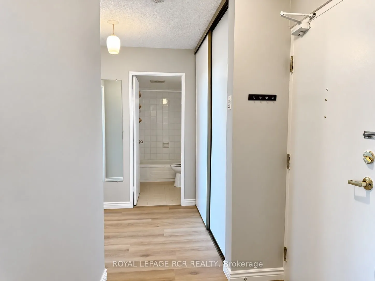 8 Fead Street #300