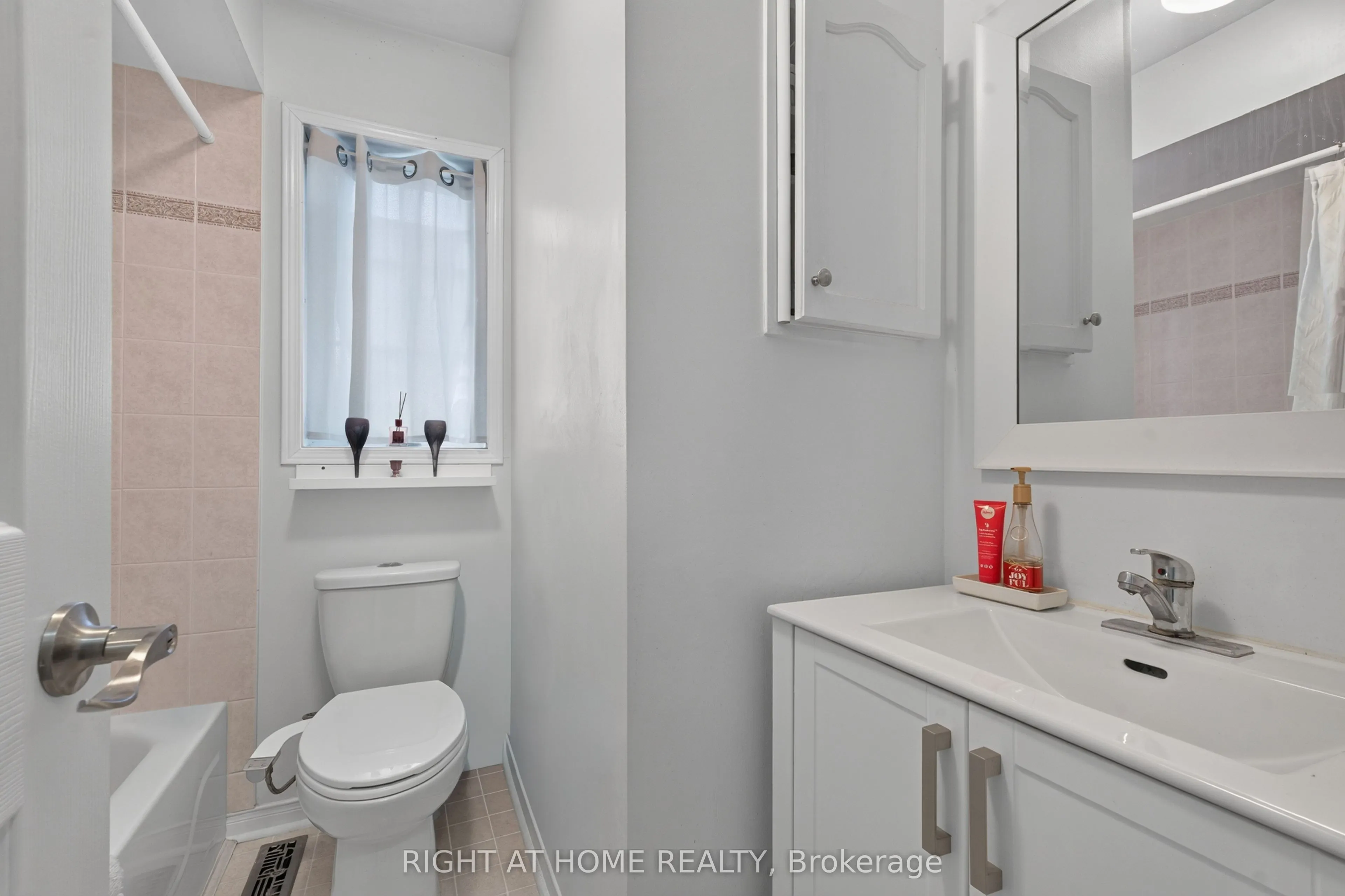 34 Gilgorm Road #1
