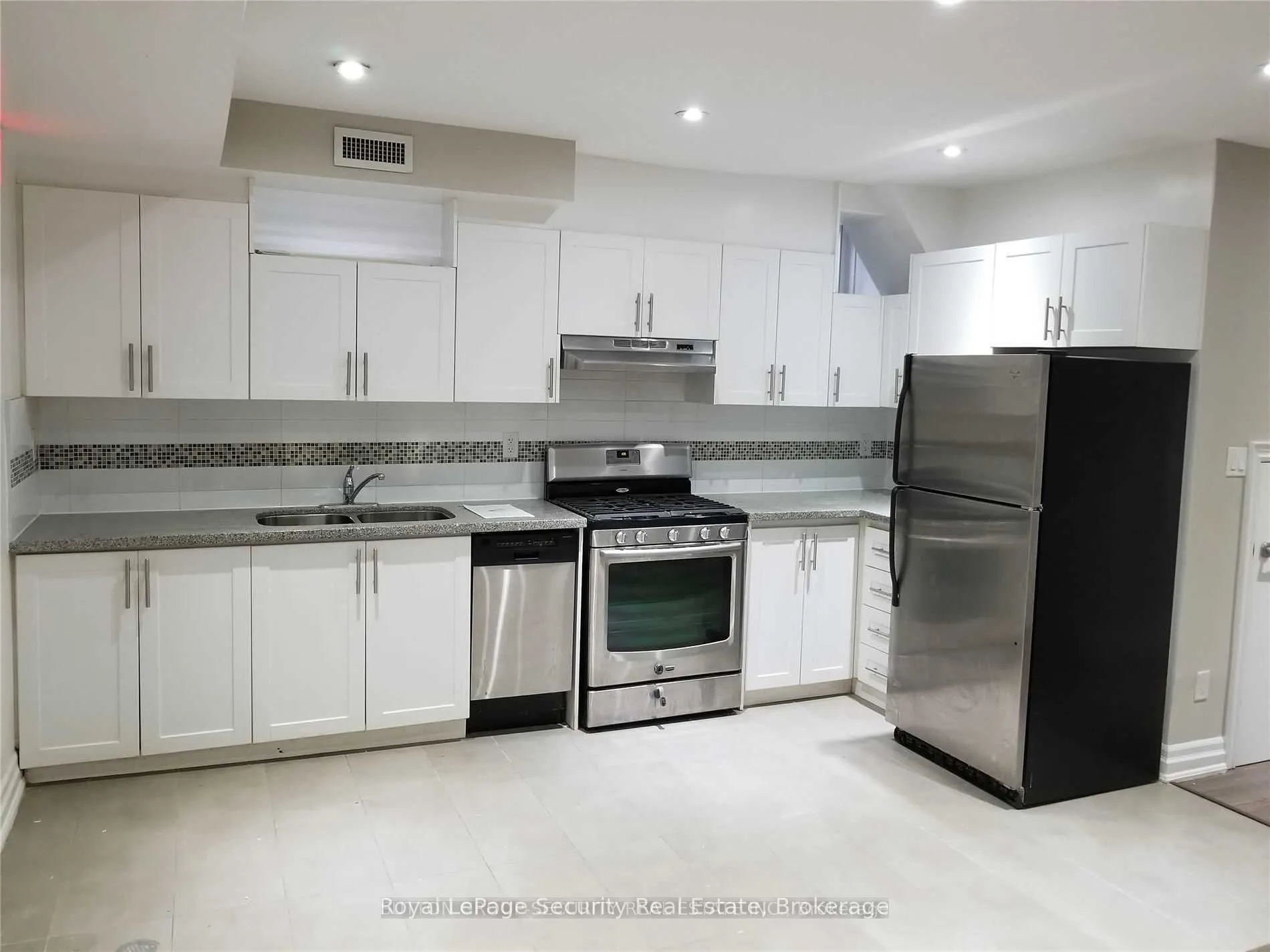 48 Station Road #Basement