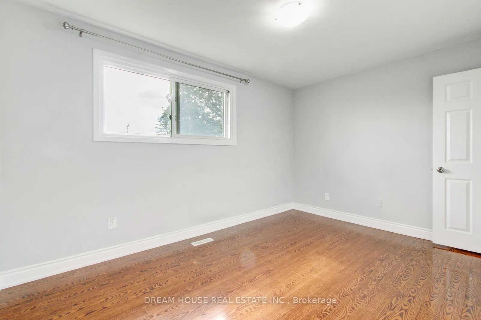 3764 Wyewood Road