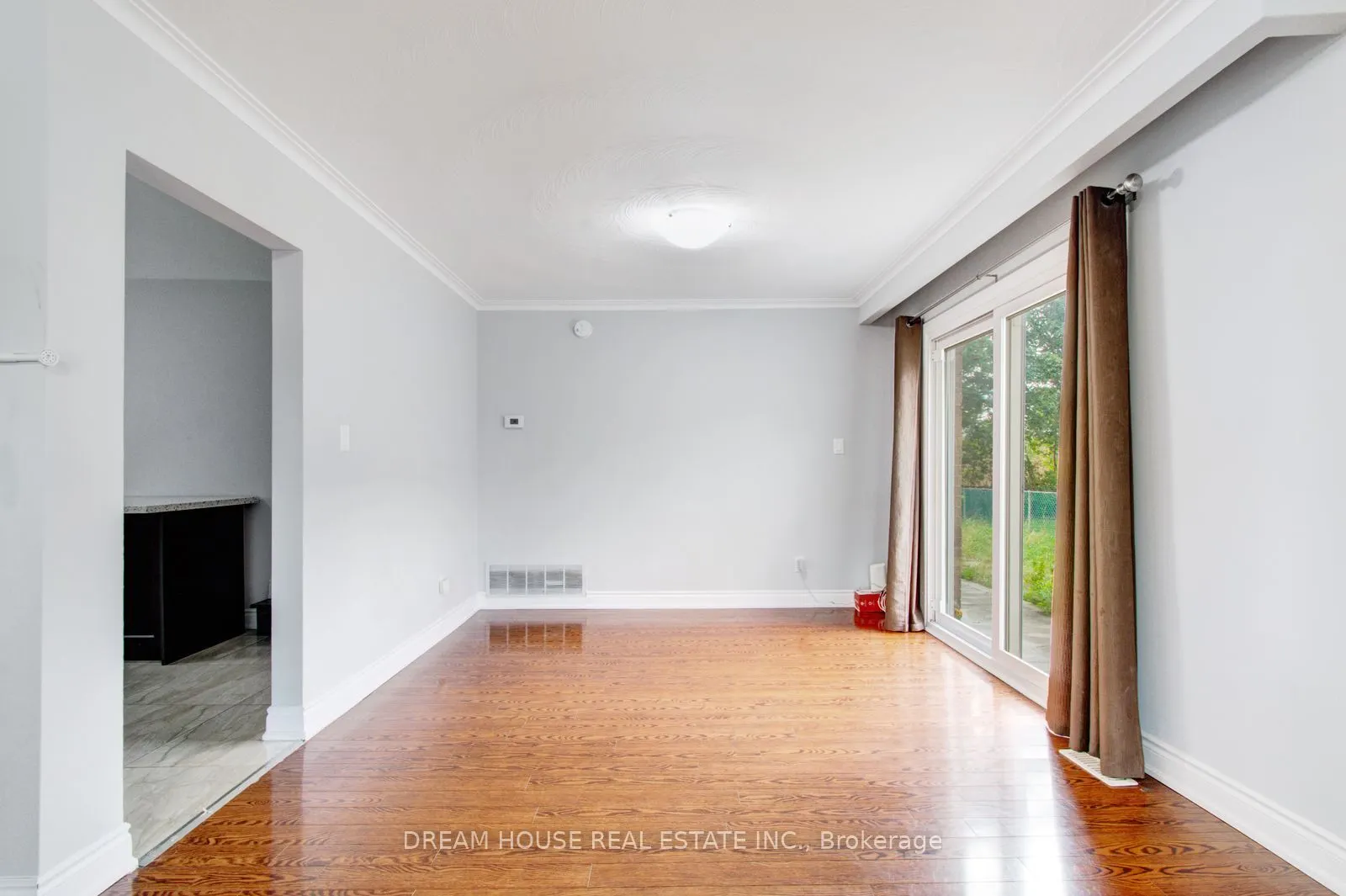 3764 Wyewood Road