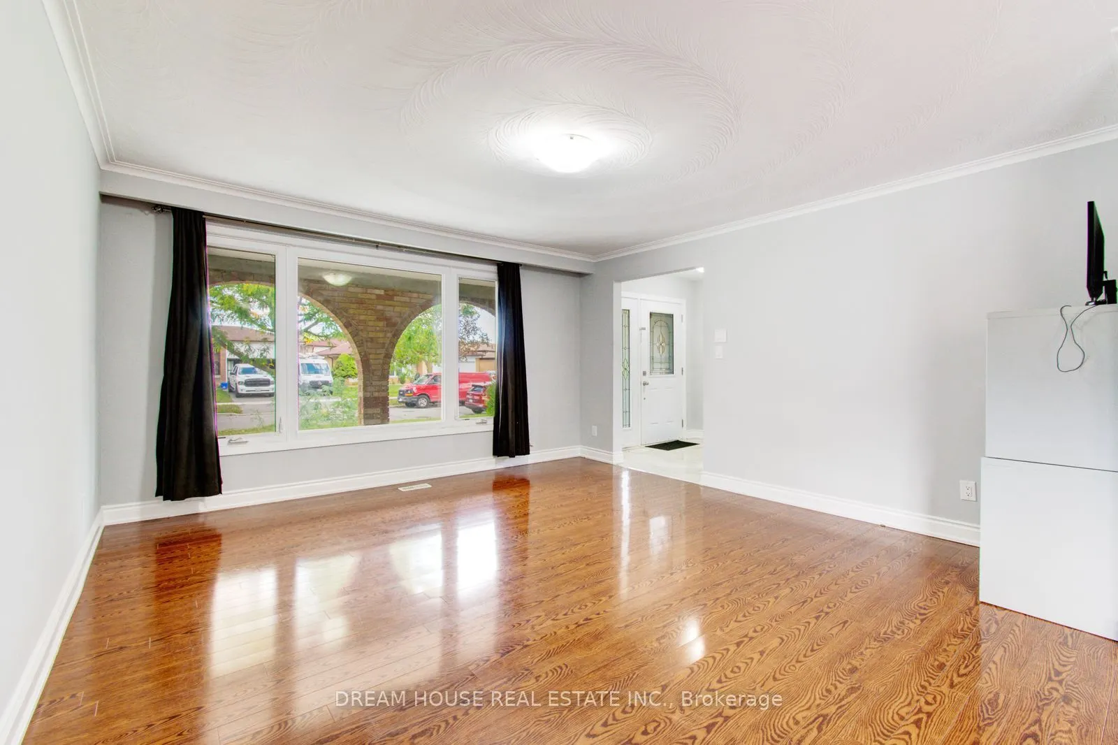 3764 Wyewood Road