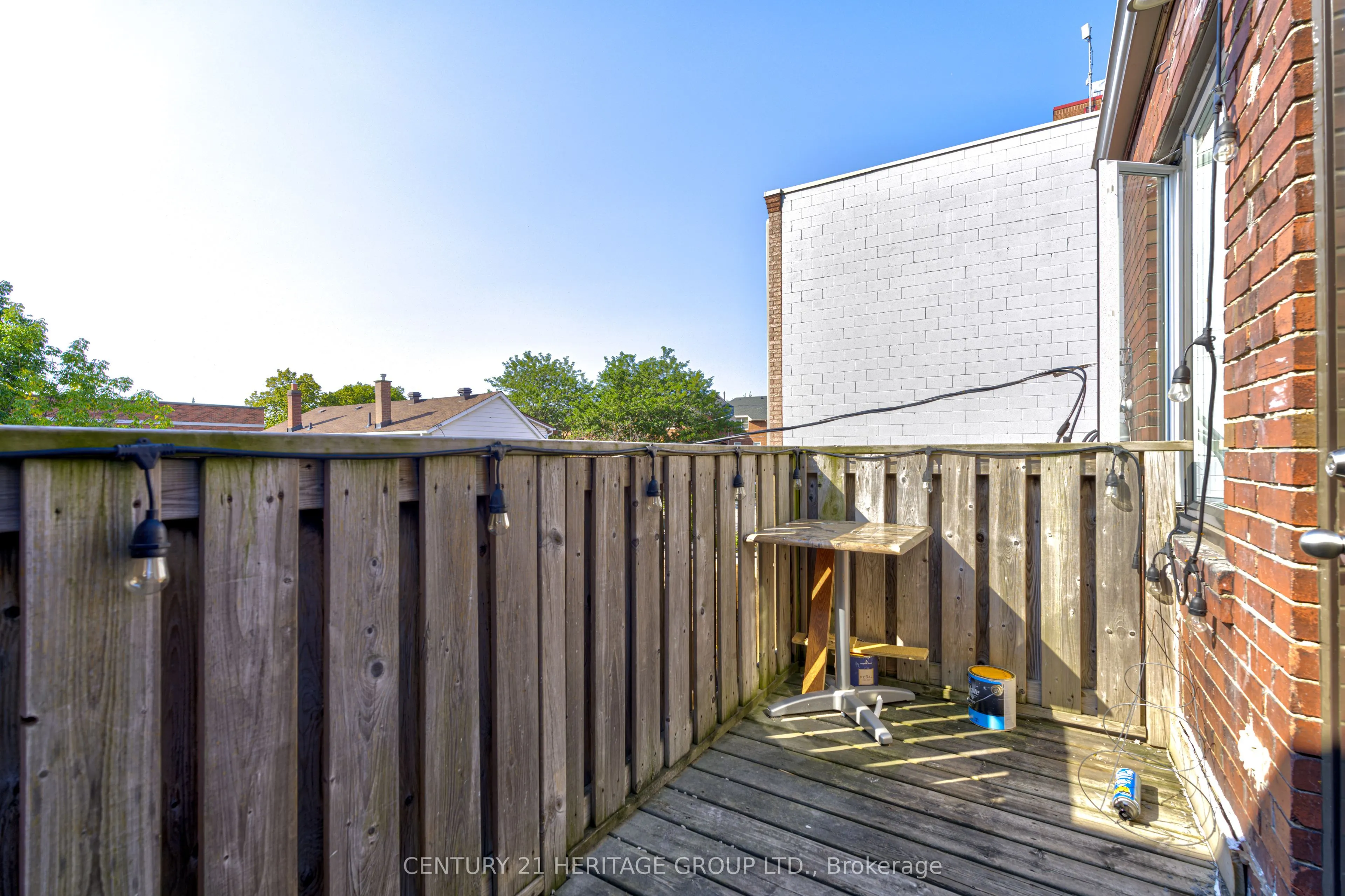 3065 Lake Shore Boulevard W