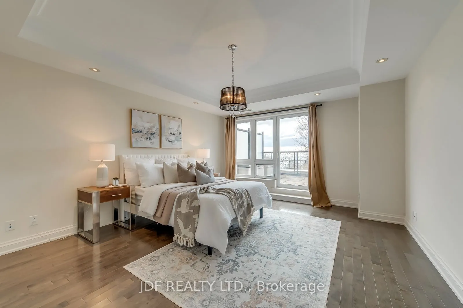 111 Forsythe Street #402