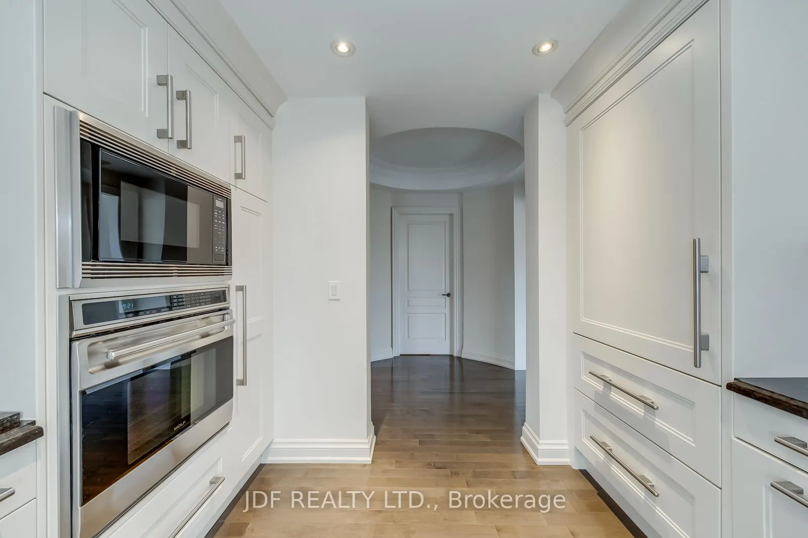 111 Forsythe Street #402