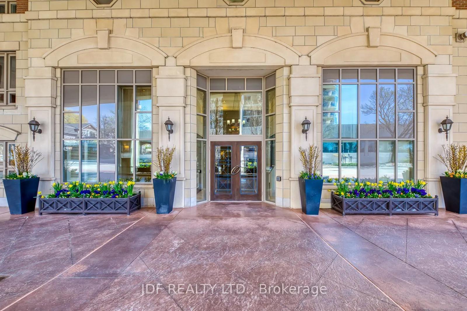 111 Forsythe Street #402