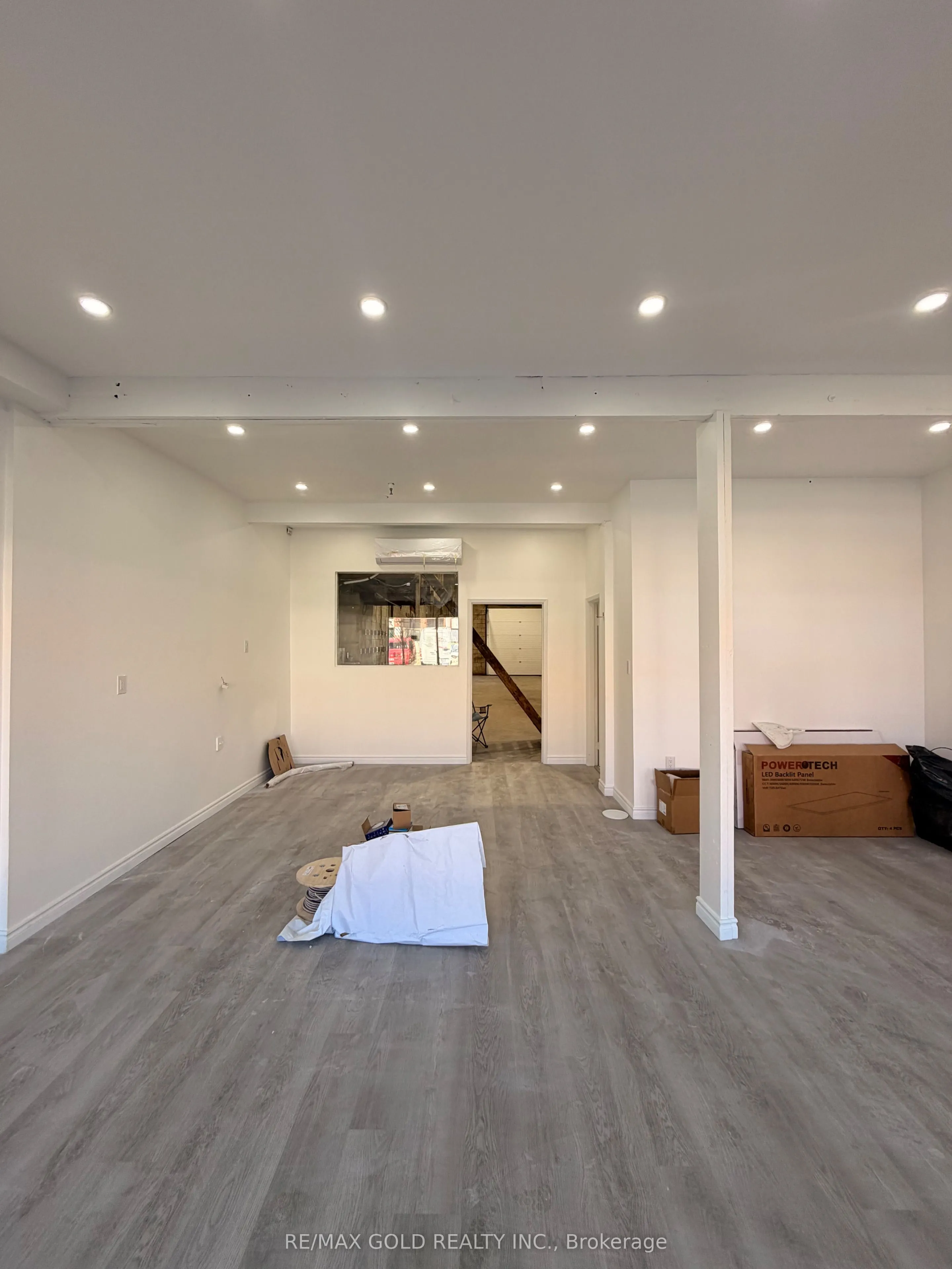 2080 Steeles Avenue E #15