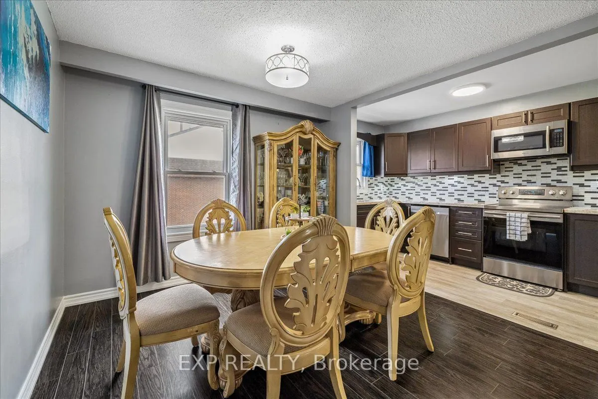 371 Bronte Street S #52