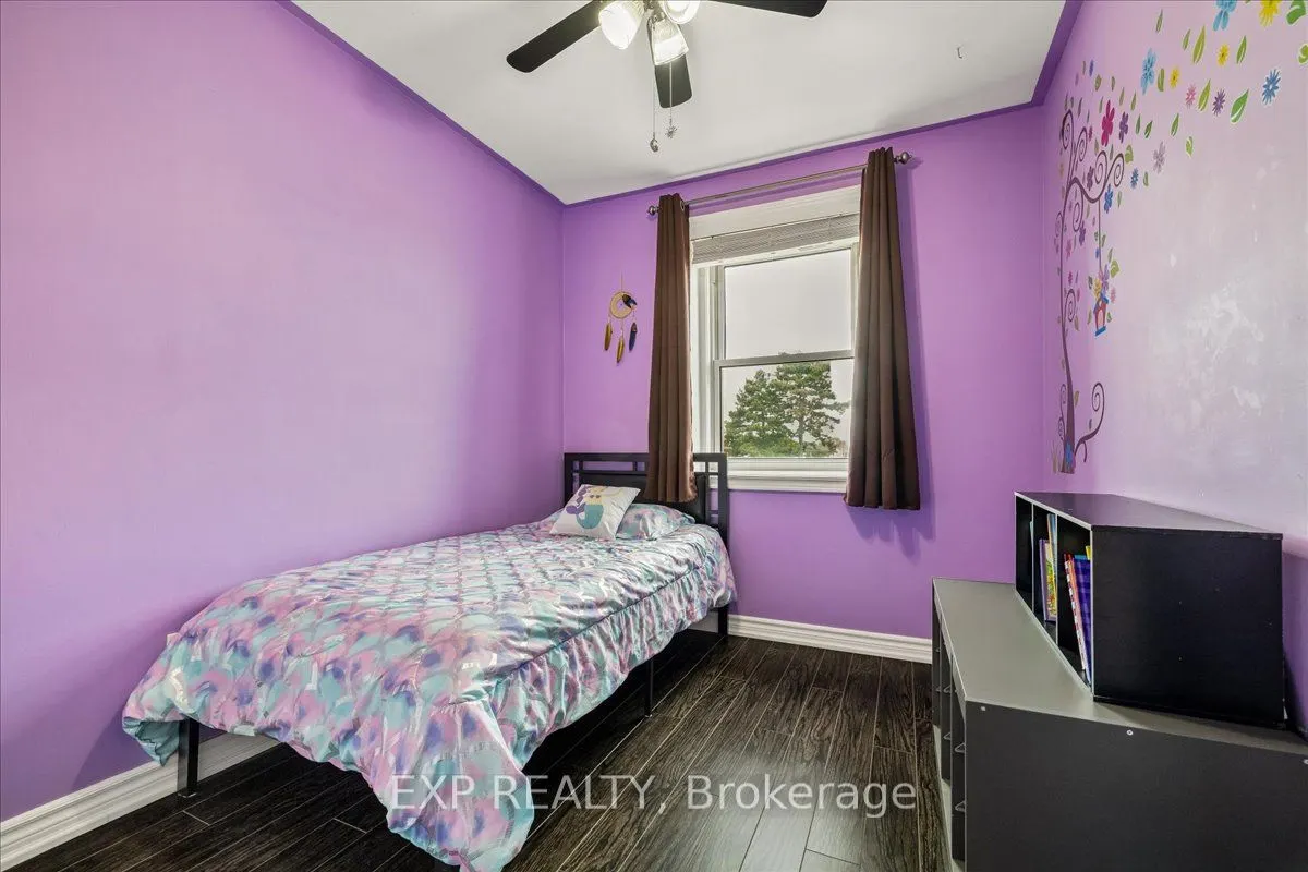 371 Bronte Street S #52