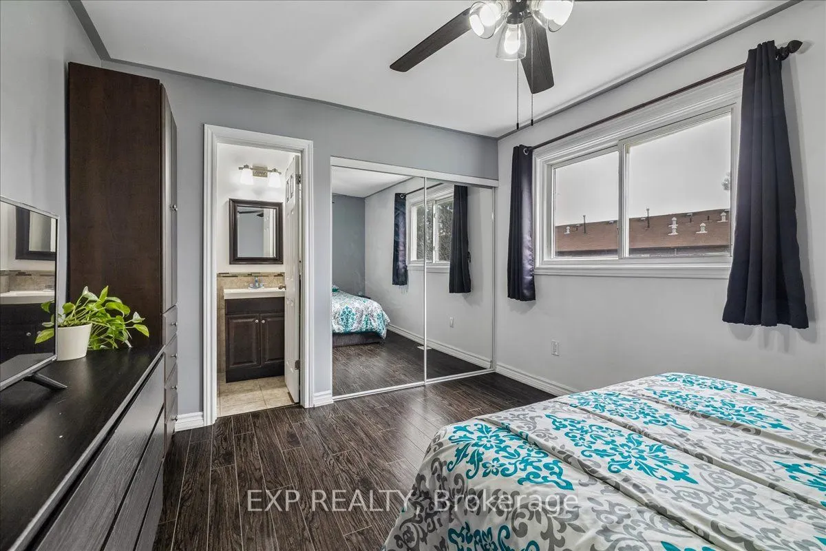 371 Bronte Street S #52