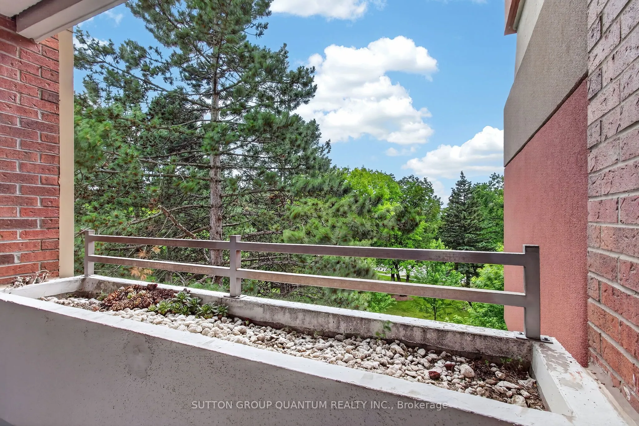 965 Inverhouse Drive #504