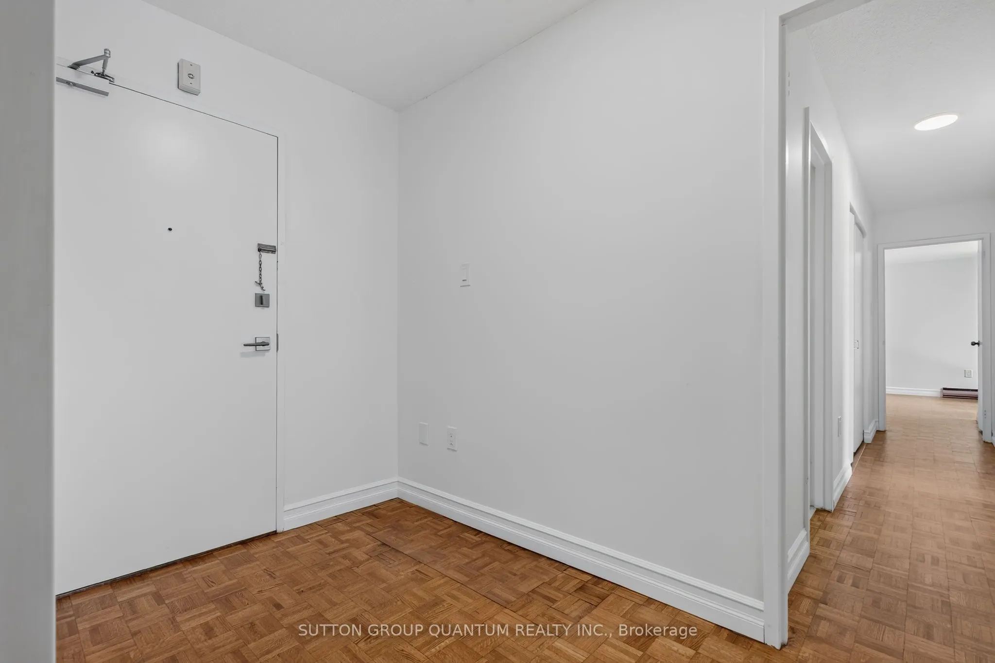 965 Inverhouse Drive #504