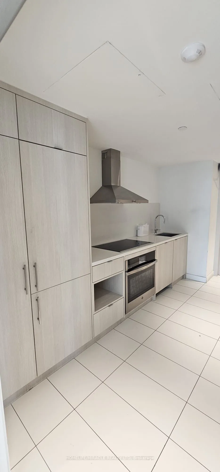 28 Ann Street #615