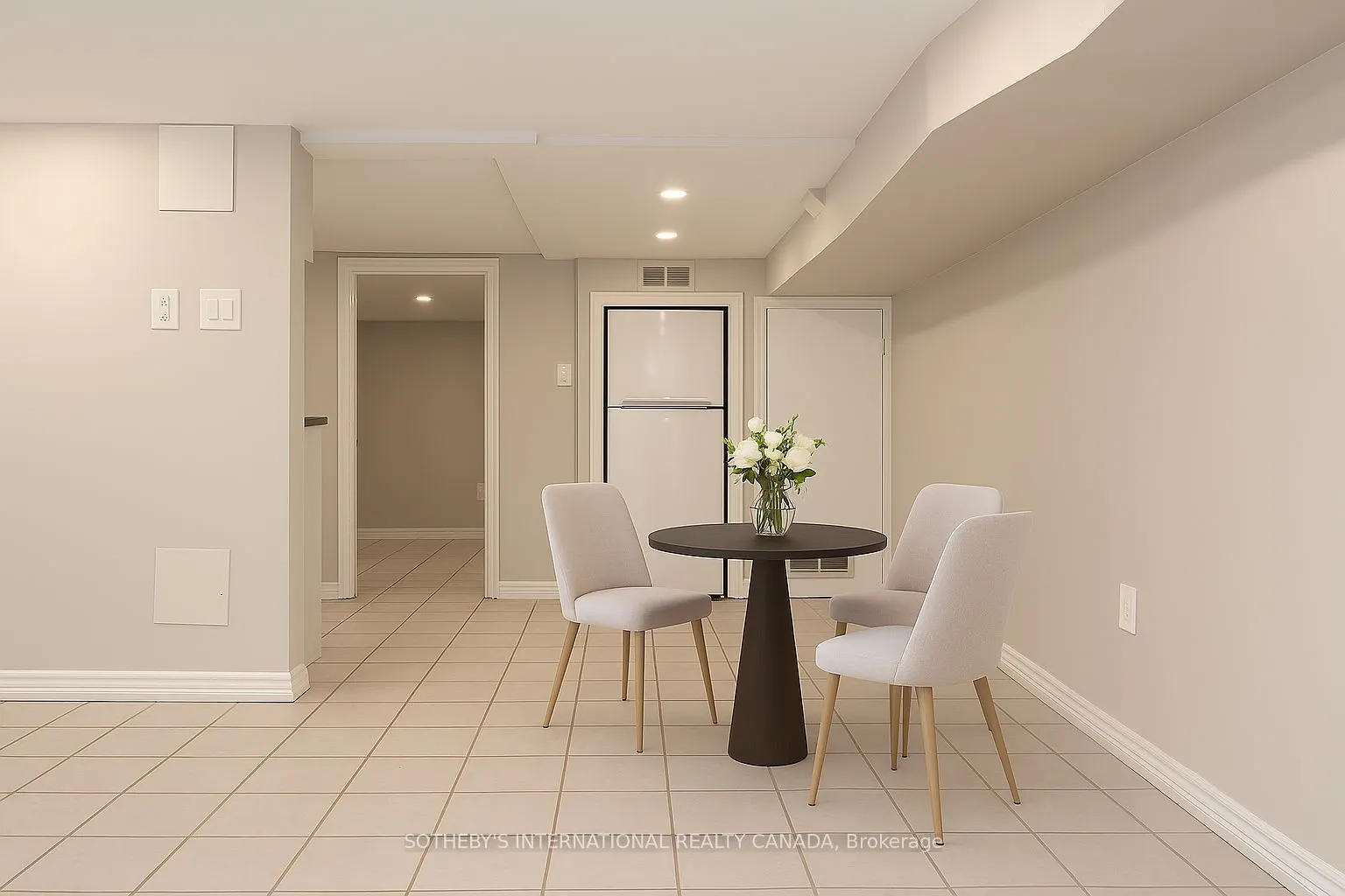 15 Indian Road Crescent #Bsmt