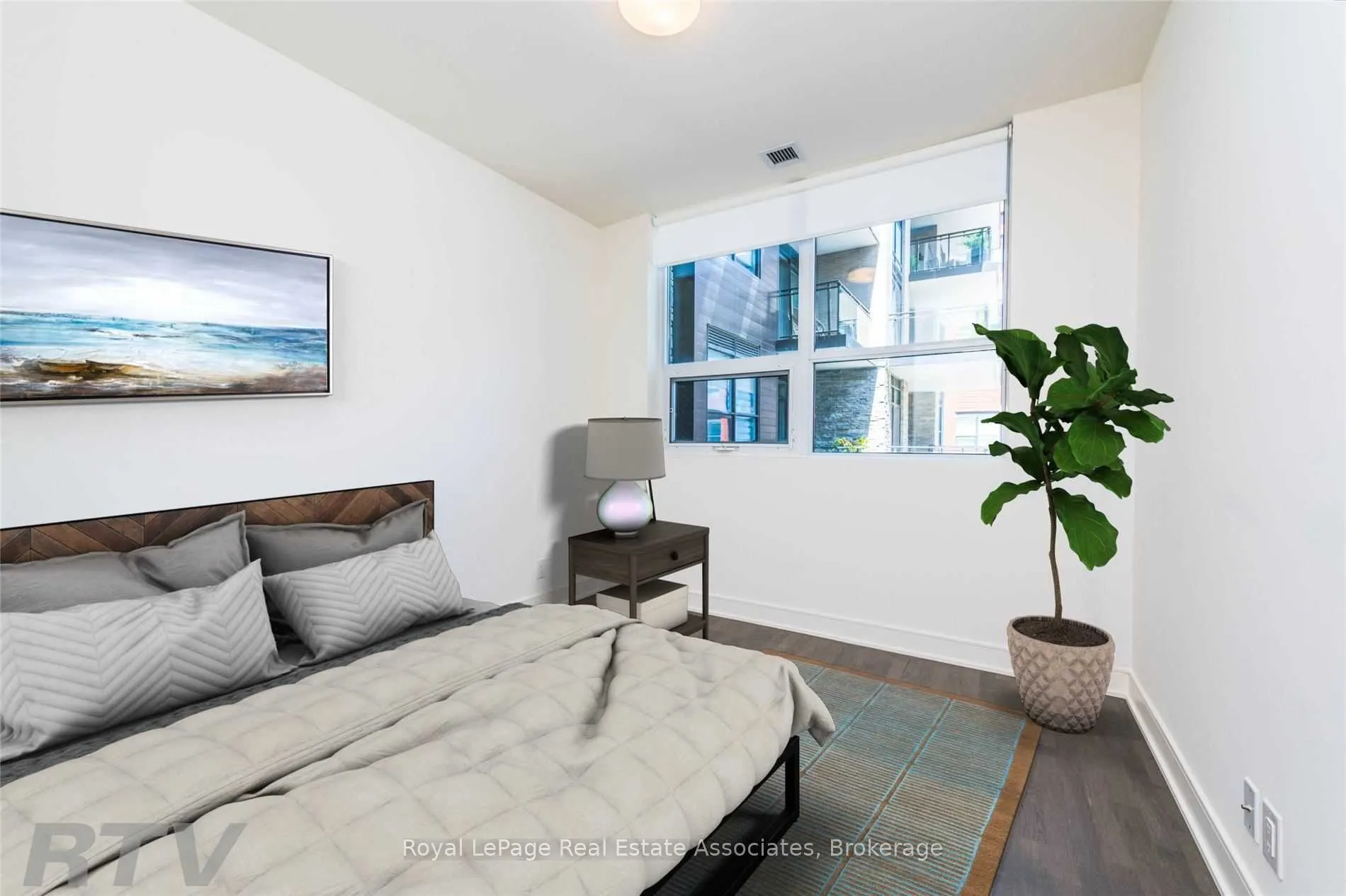 1575 Lakeshore Road W #141