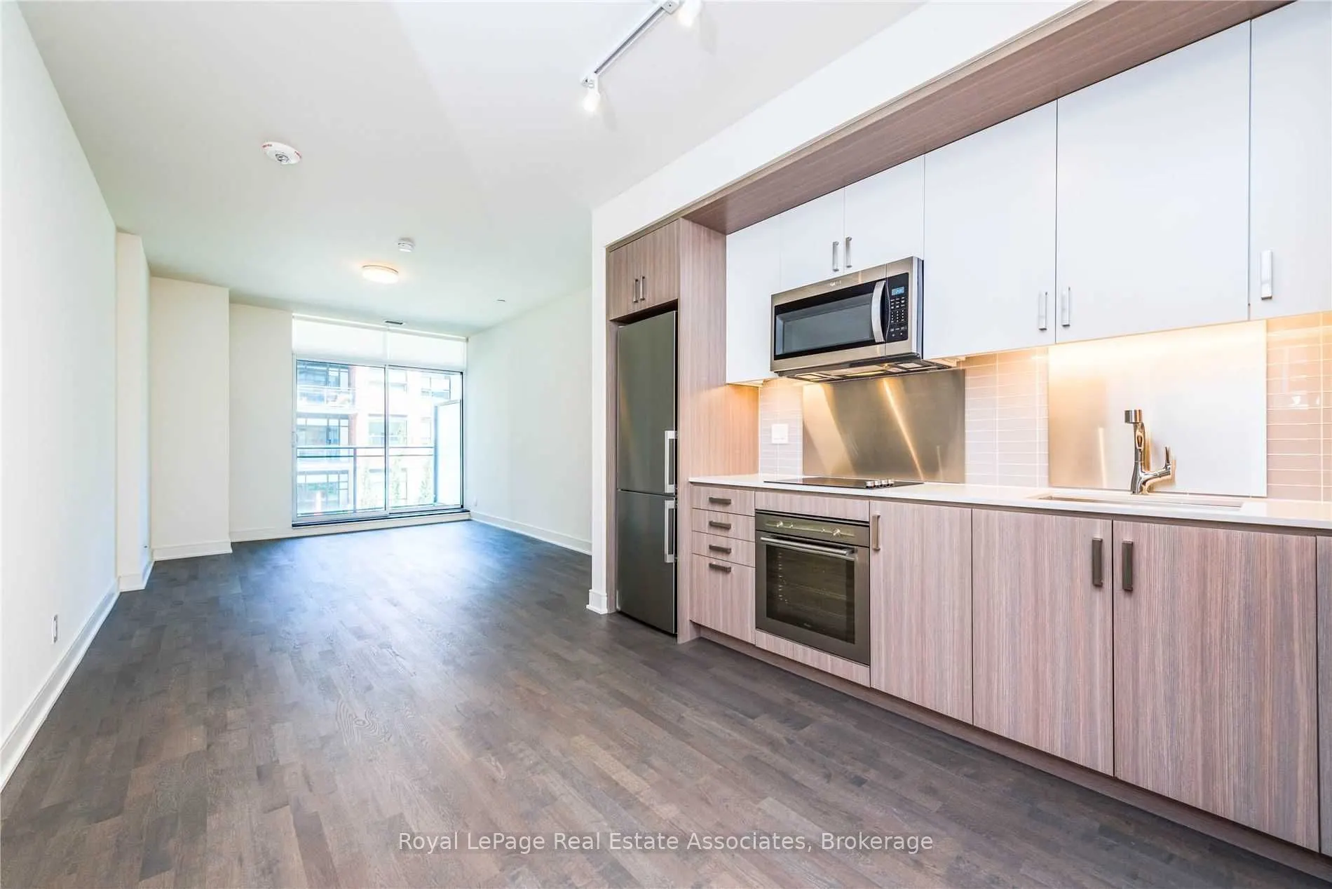 1575 Lakeshore Road W #141