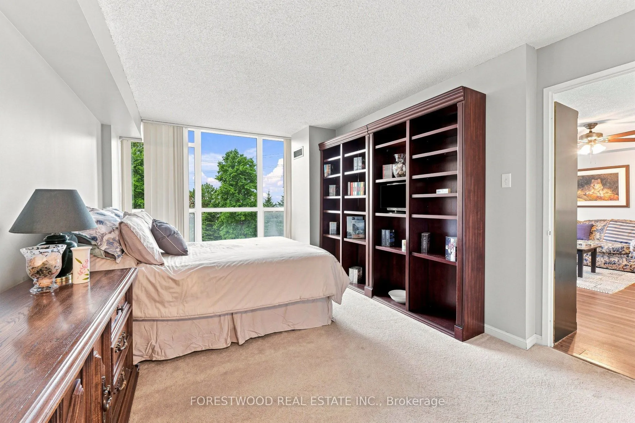 10 Laurelcrest Street #311