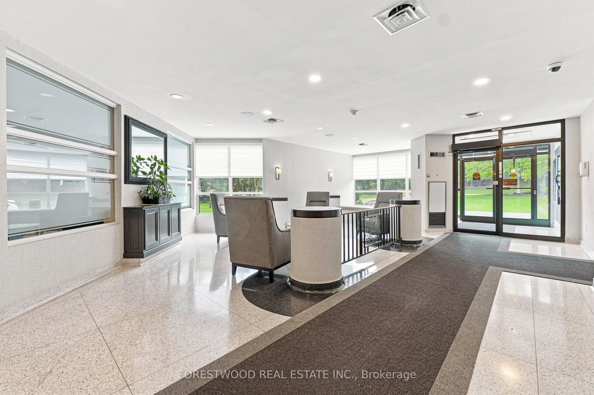 10 Laurelcrest Street #311