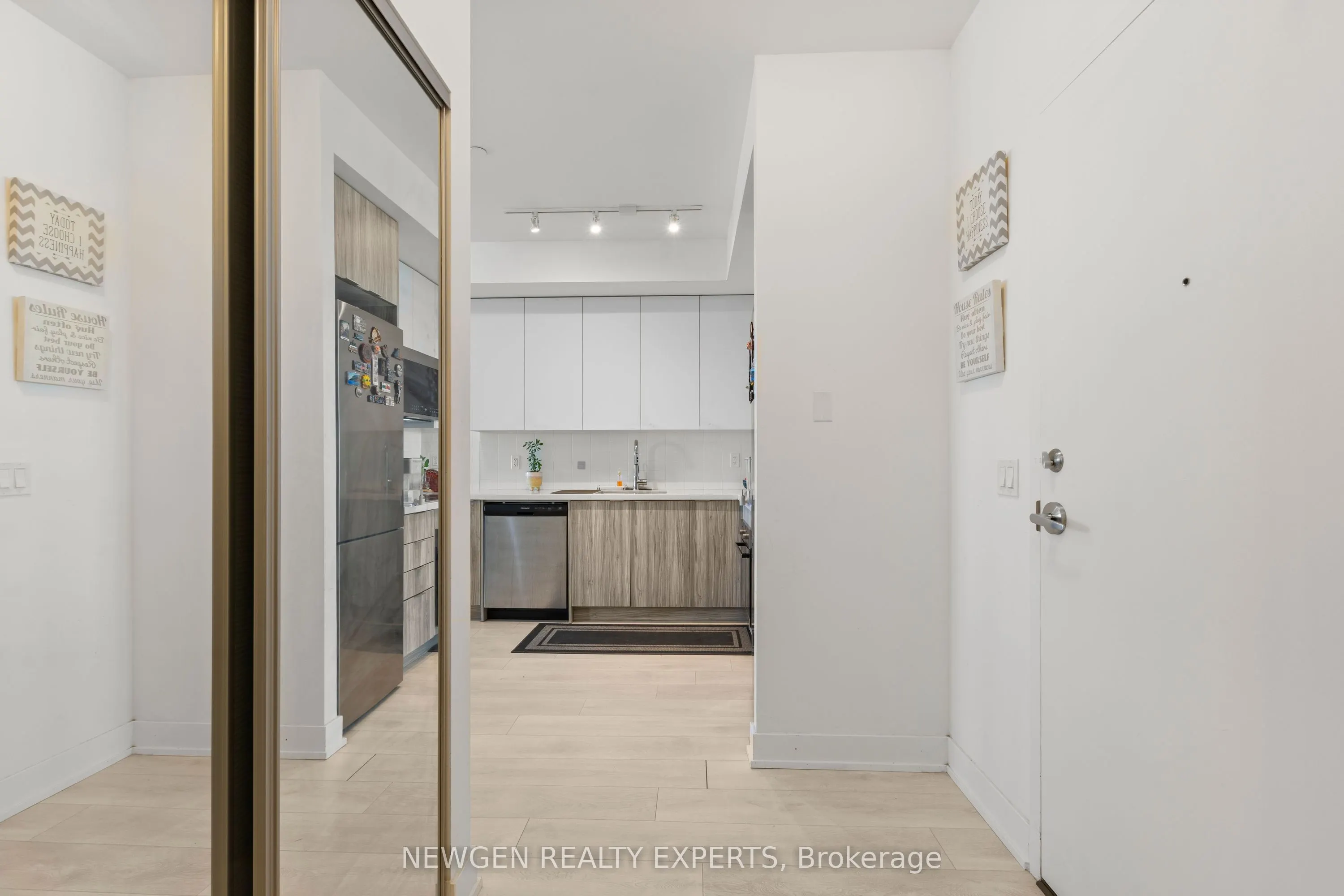 297 Oak Walk Drive #2505