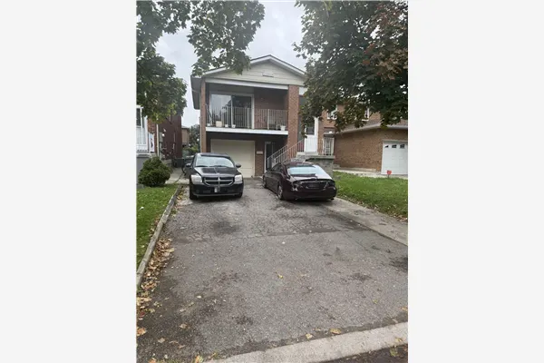 23 Deerpark Crescent