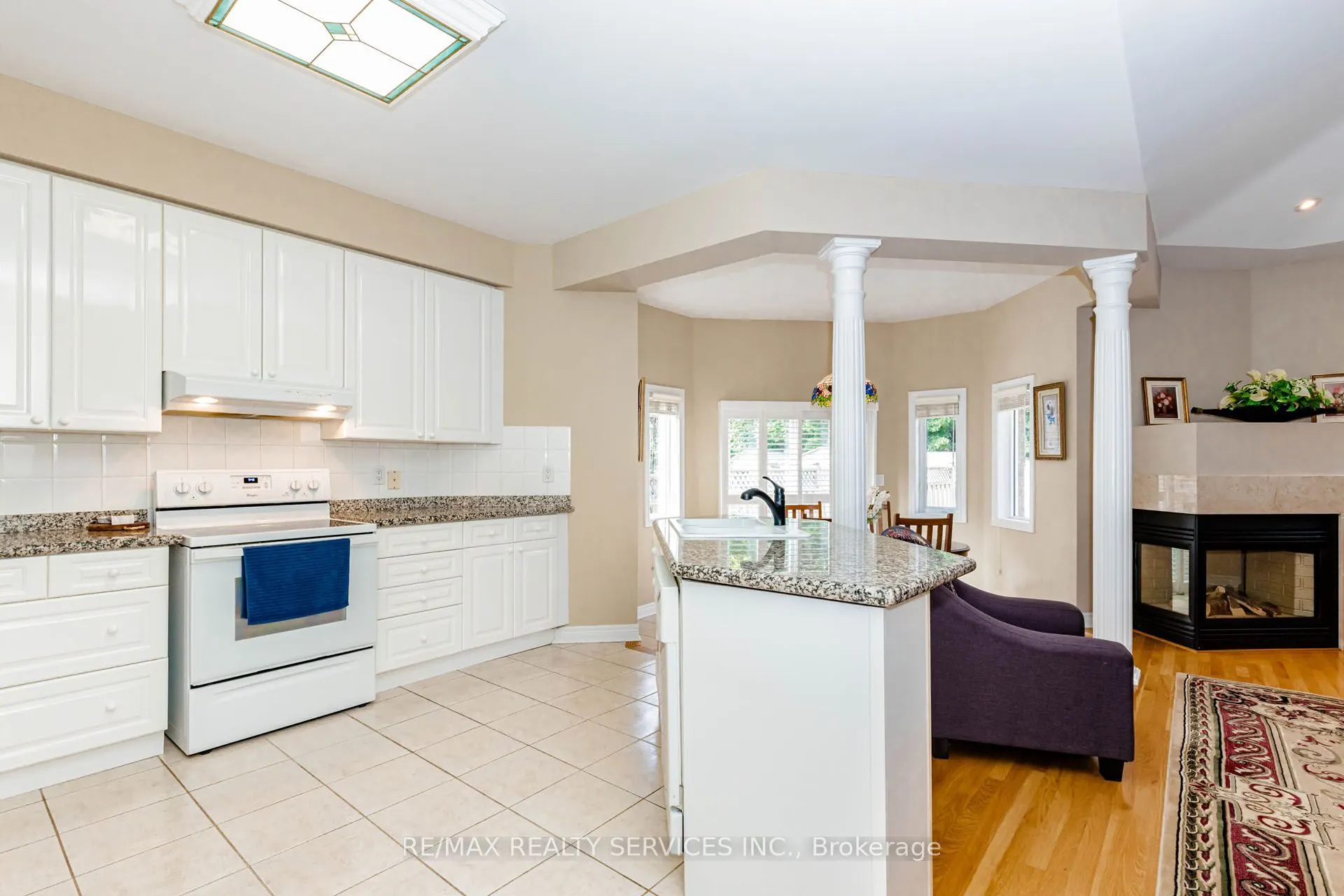 128 Valleywood Boulevard