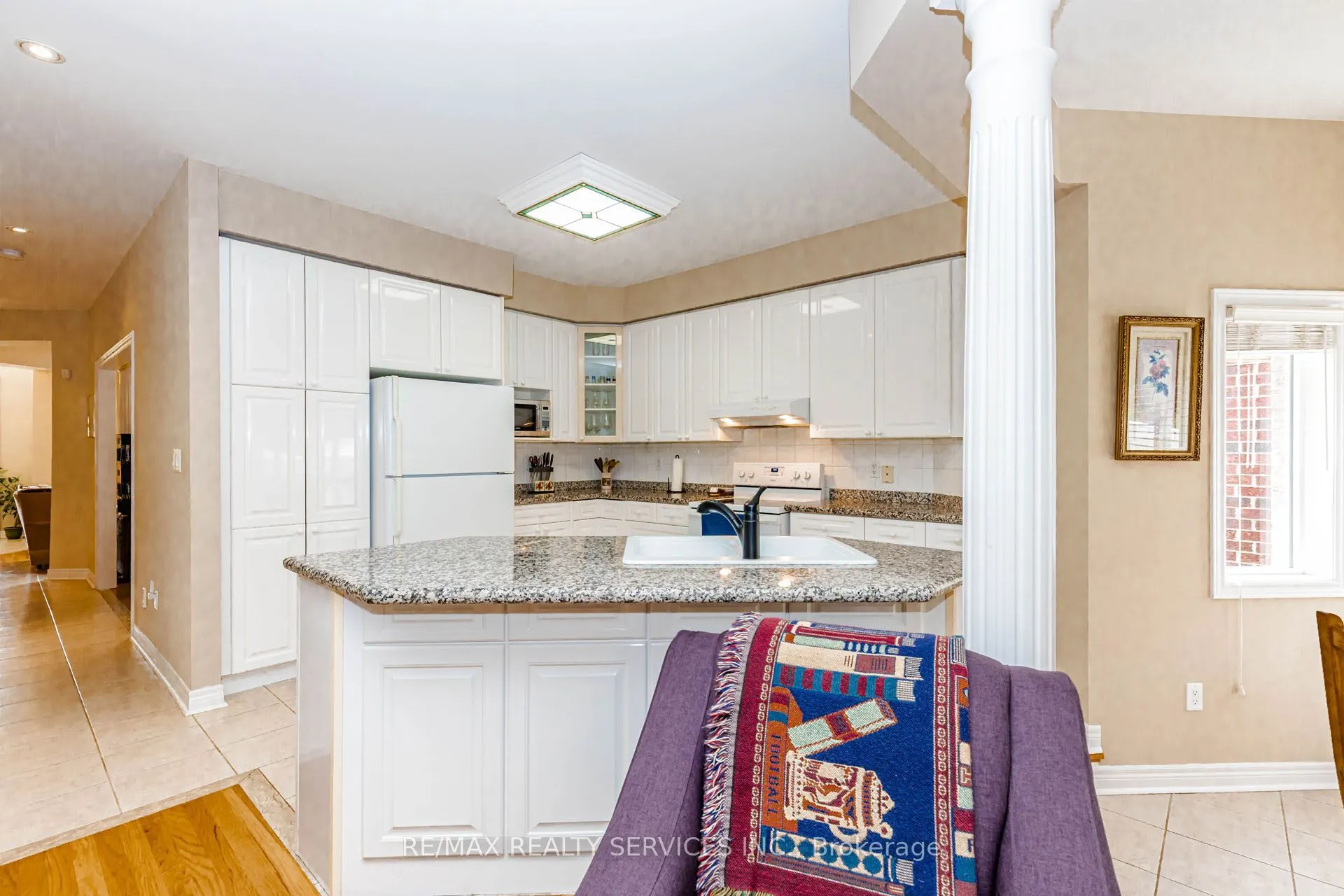 128 Valleywood Boulevard