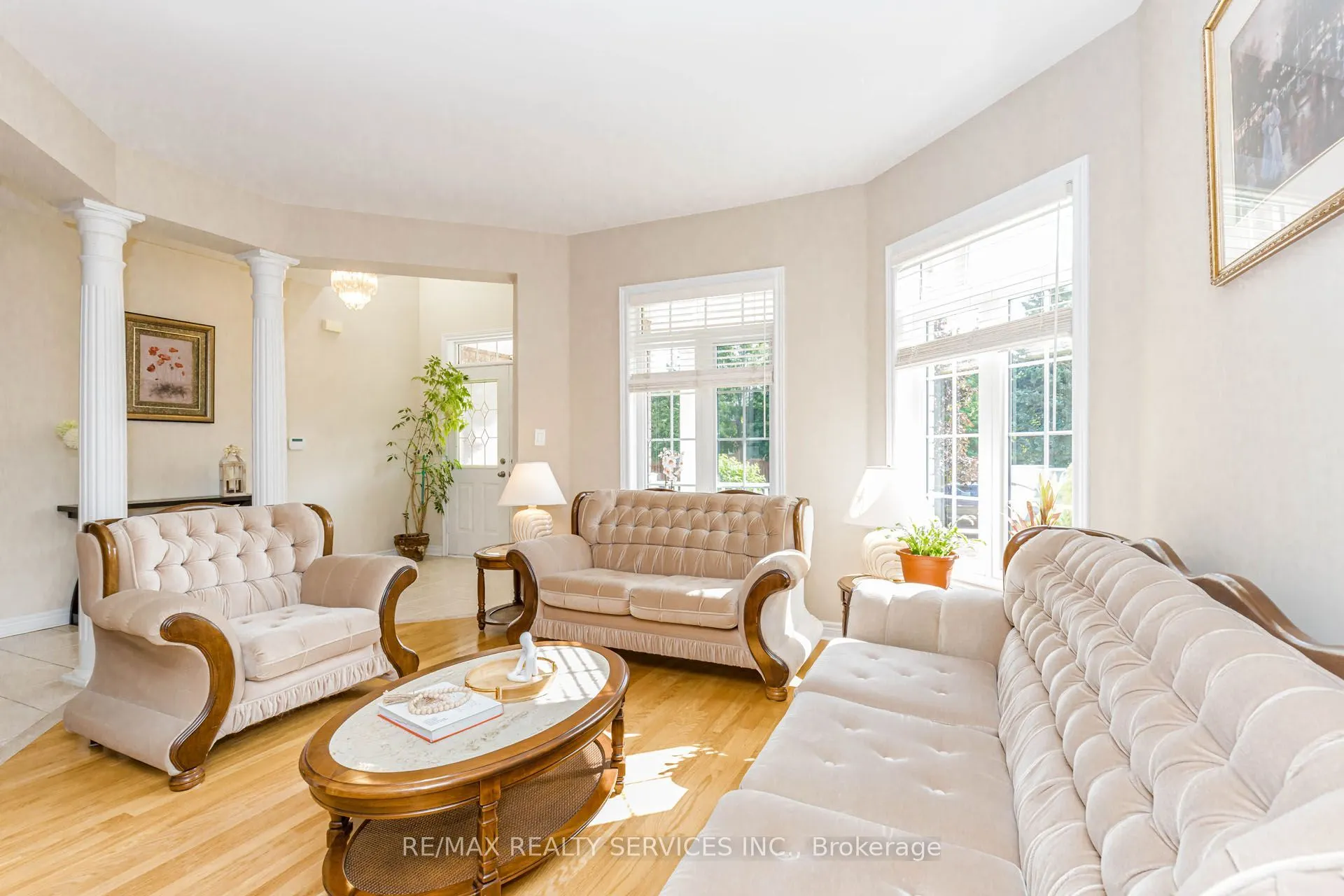 128 Valleywood Boulevard