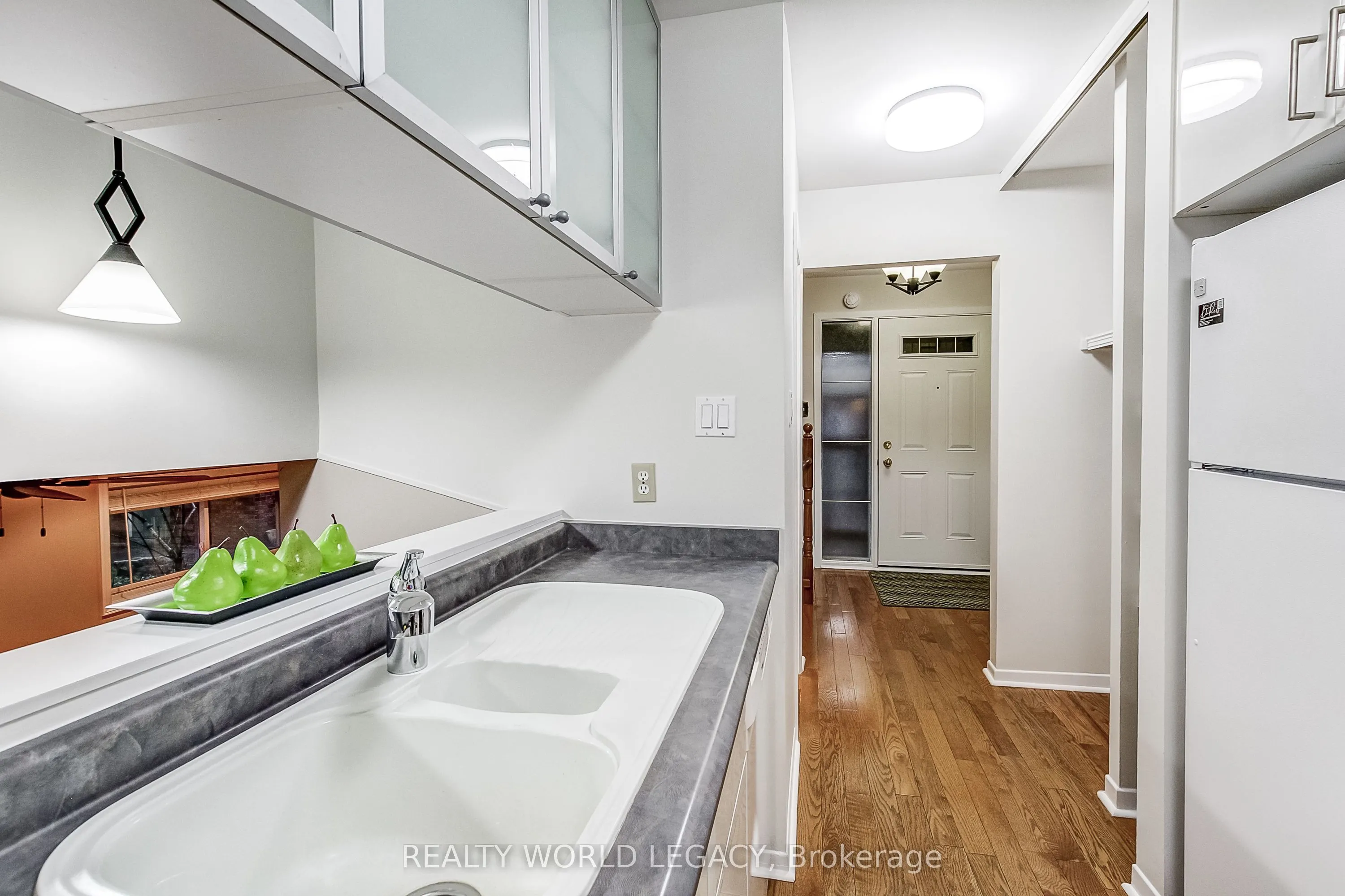 1580 Kerns Road #1