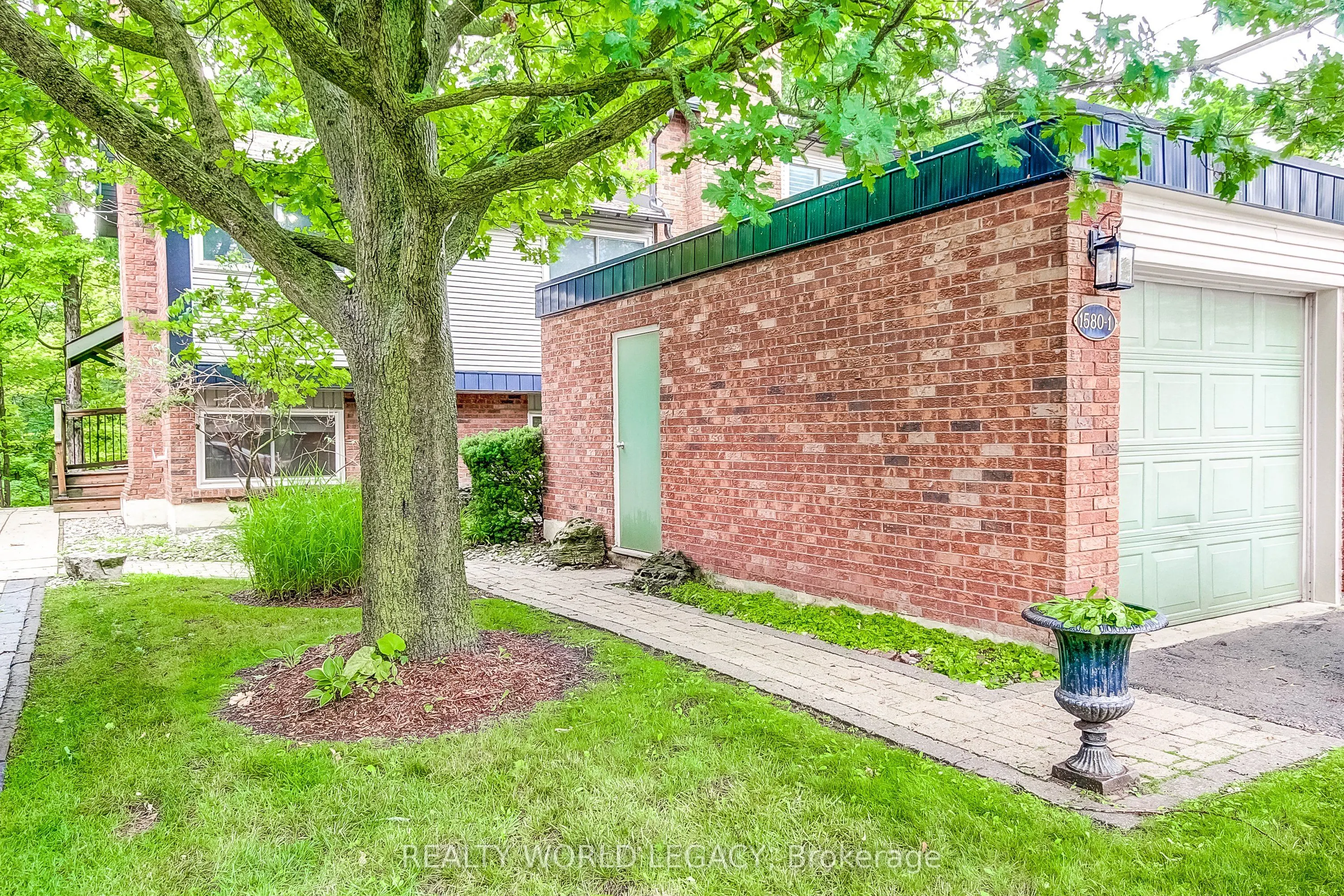 1580 Kerns Road #1