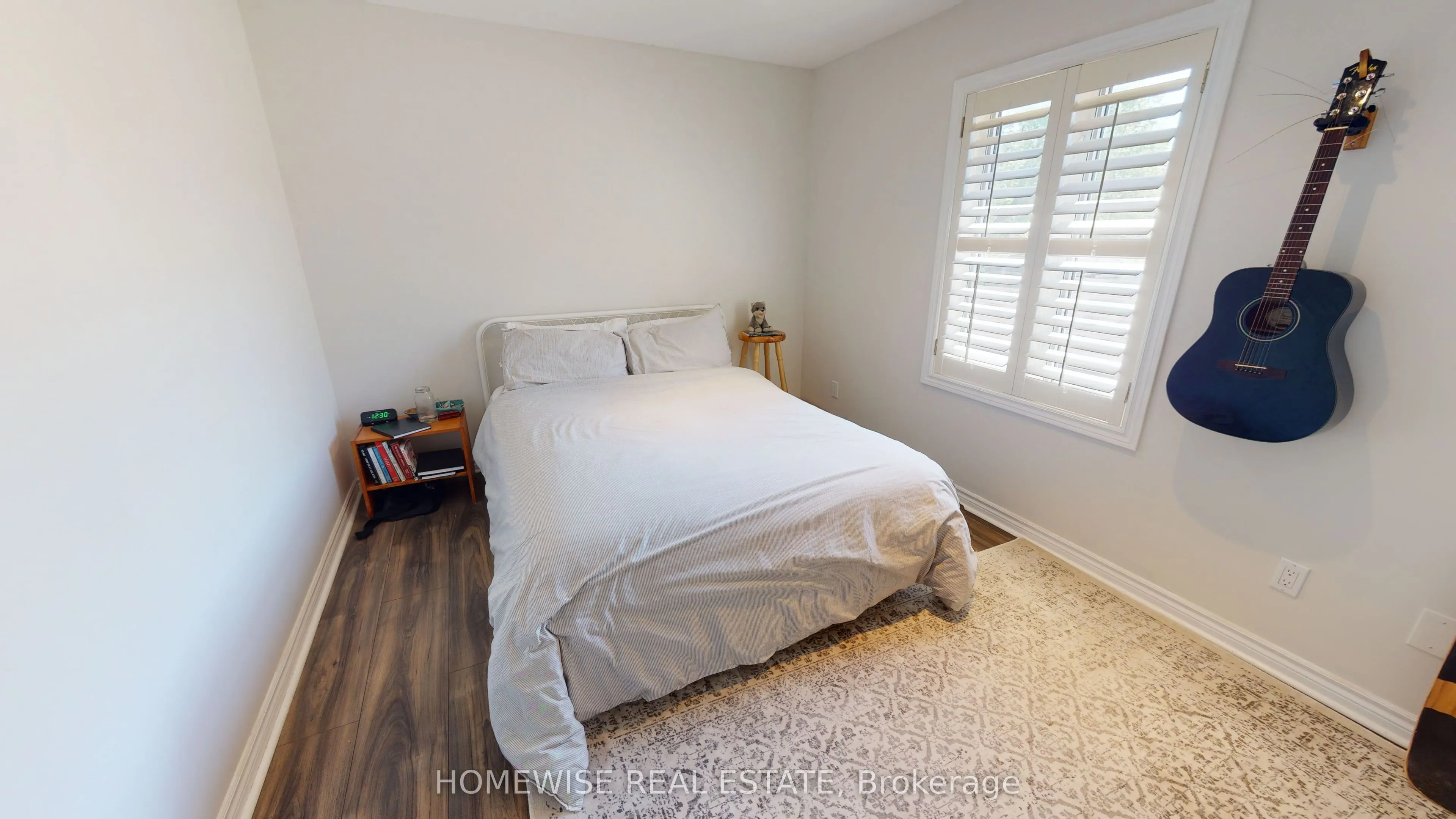 145 Lansdowne Avenue #201