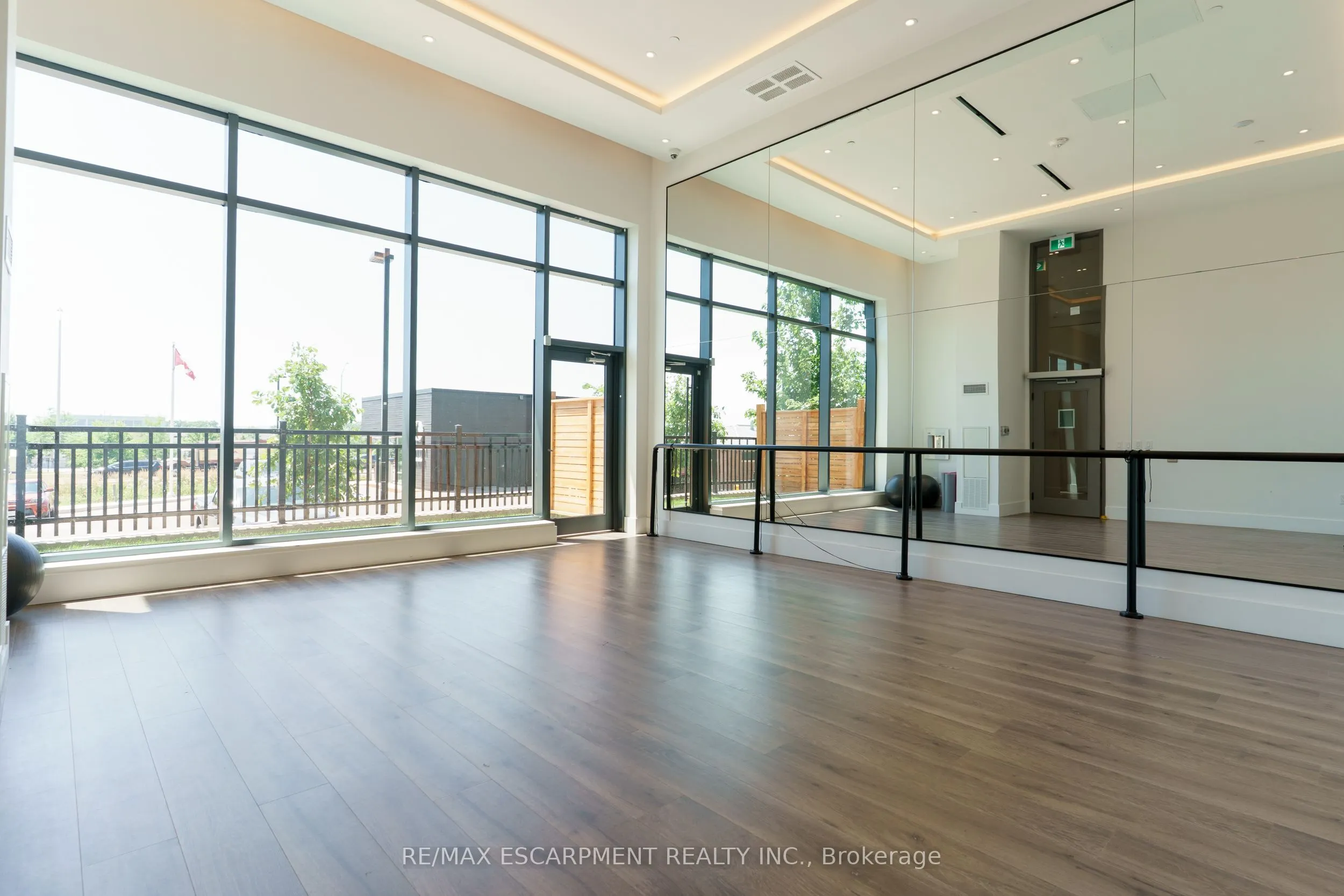 2450 Old Bronte Road #614