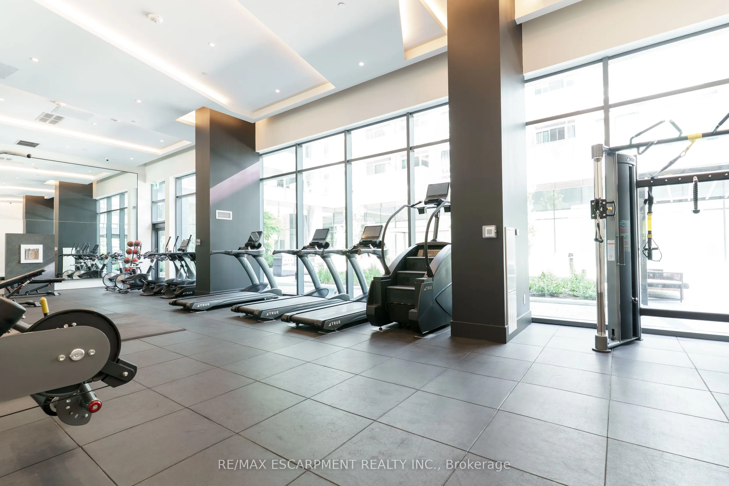 2450 Old Bronte Road #614
