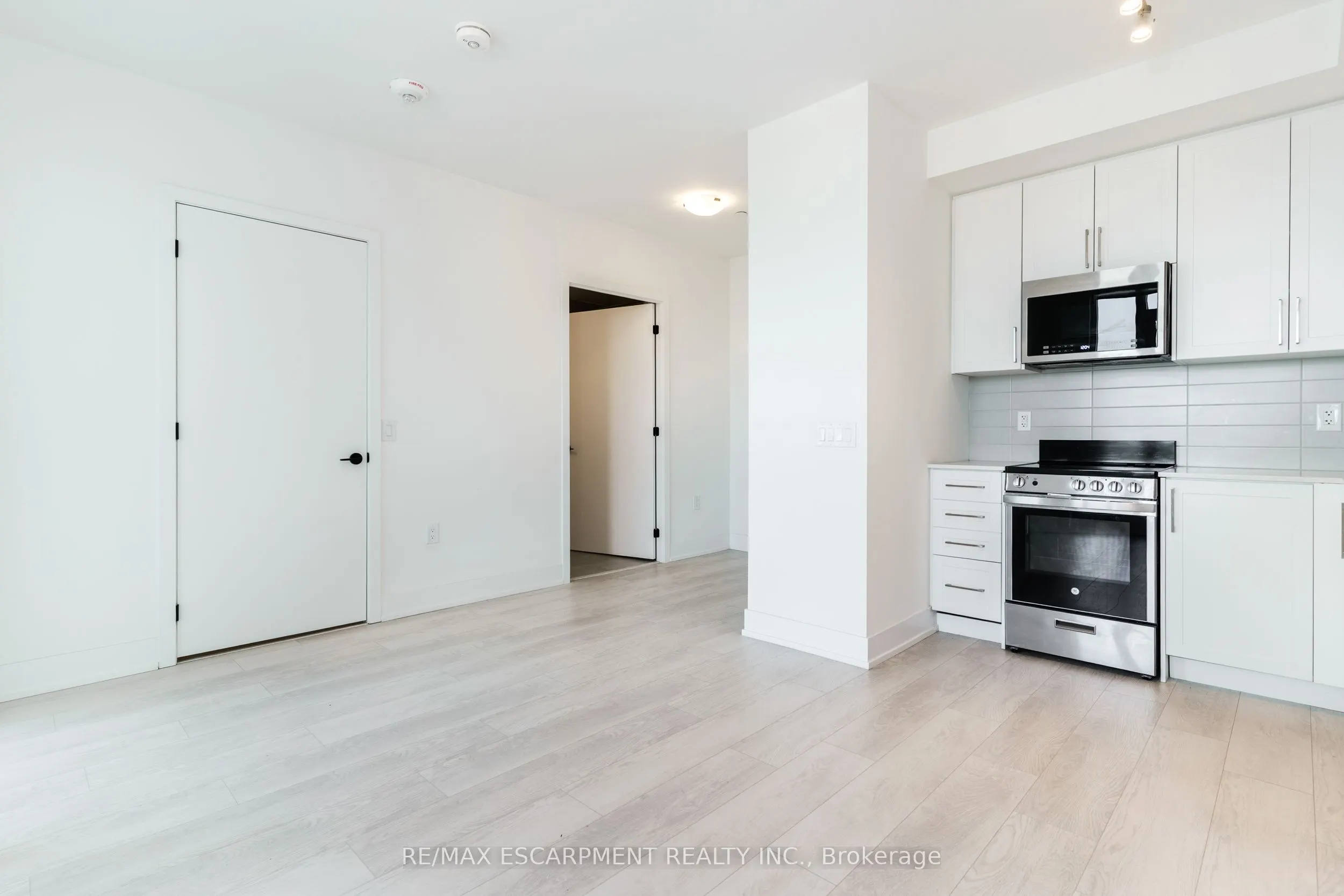2450 Old Bronte Road #614