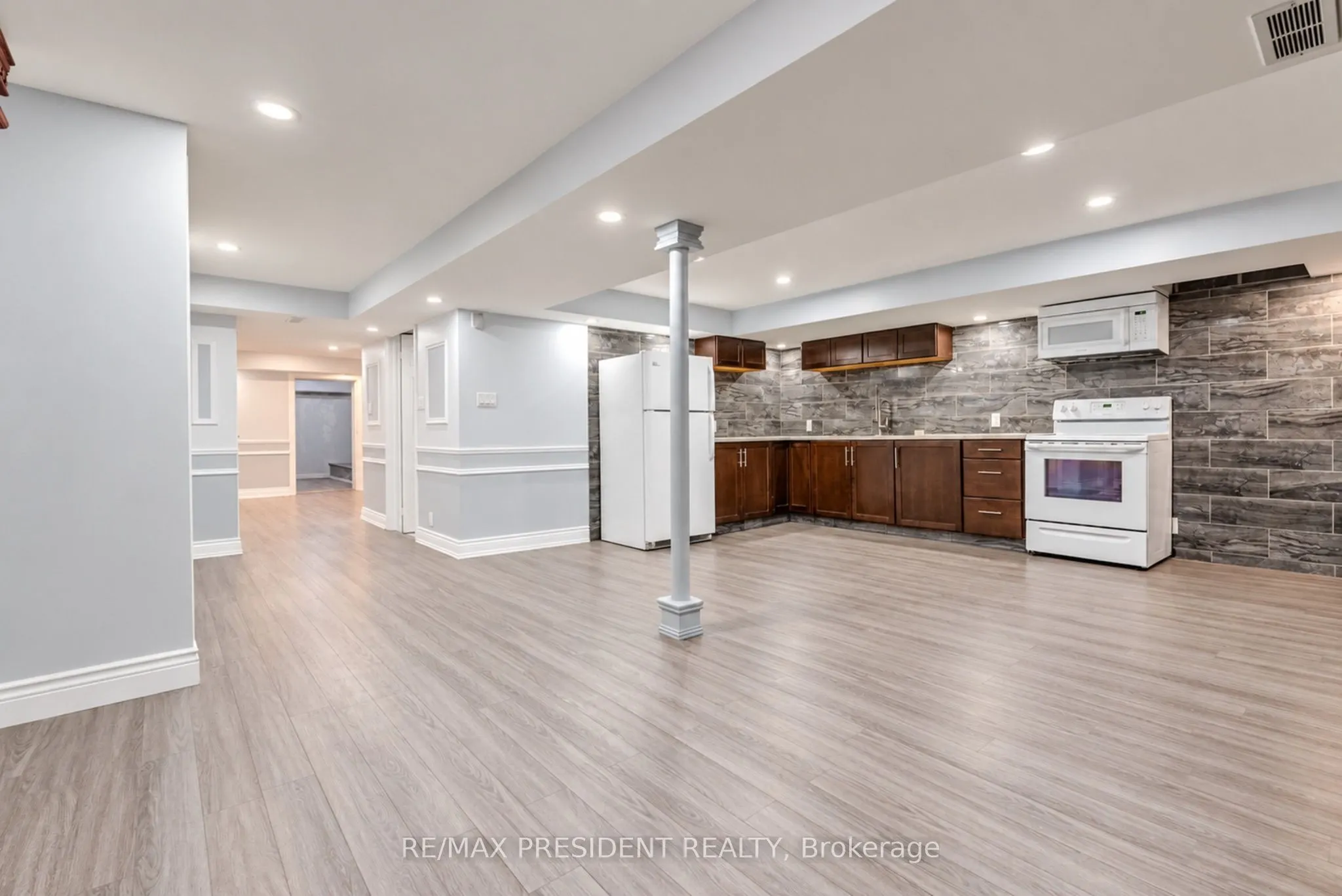 9 Aster Court