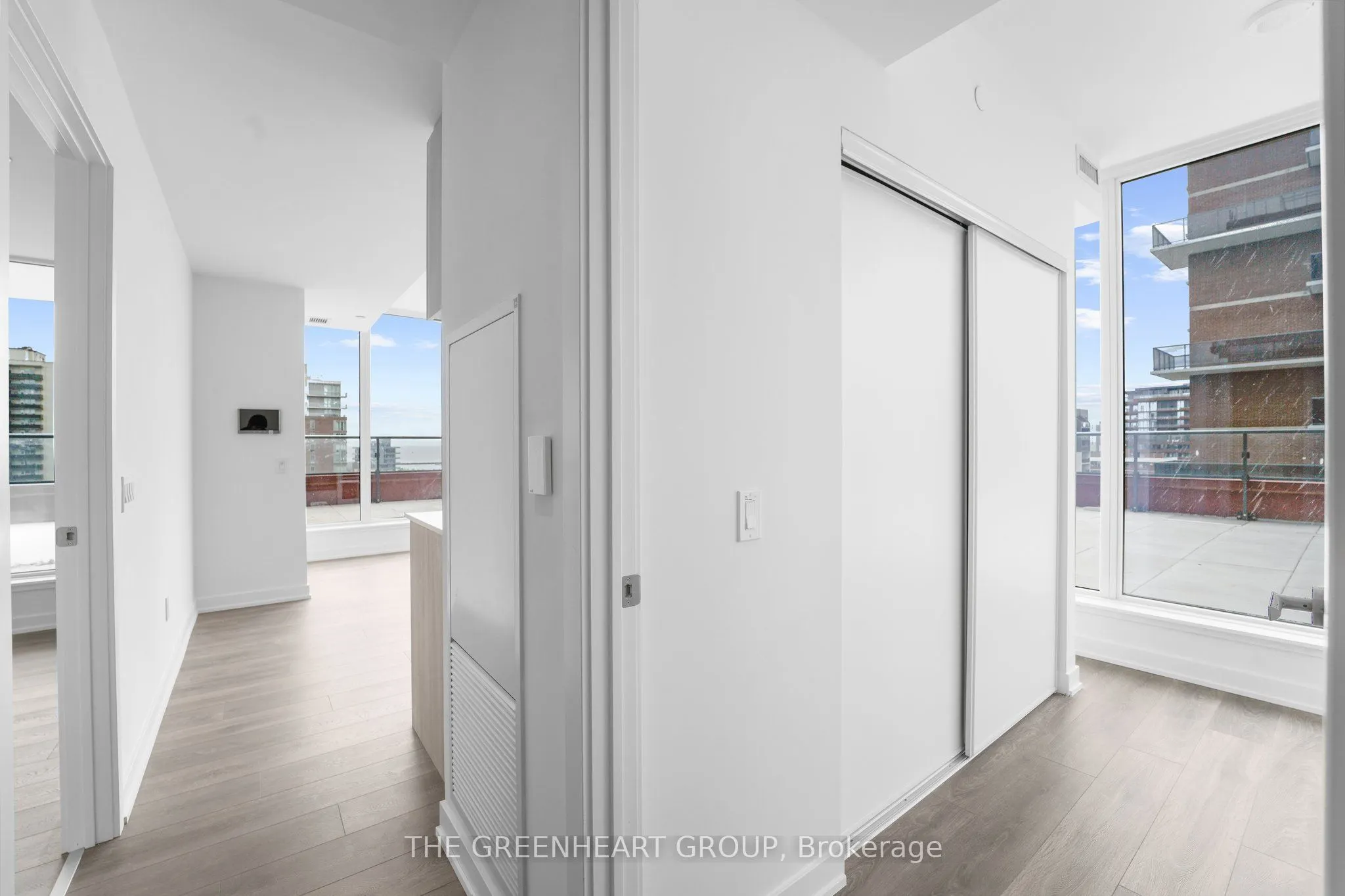 28 Ann Street #908
