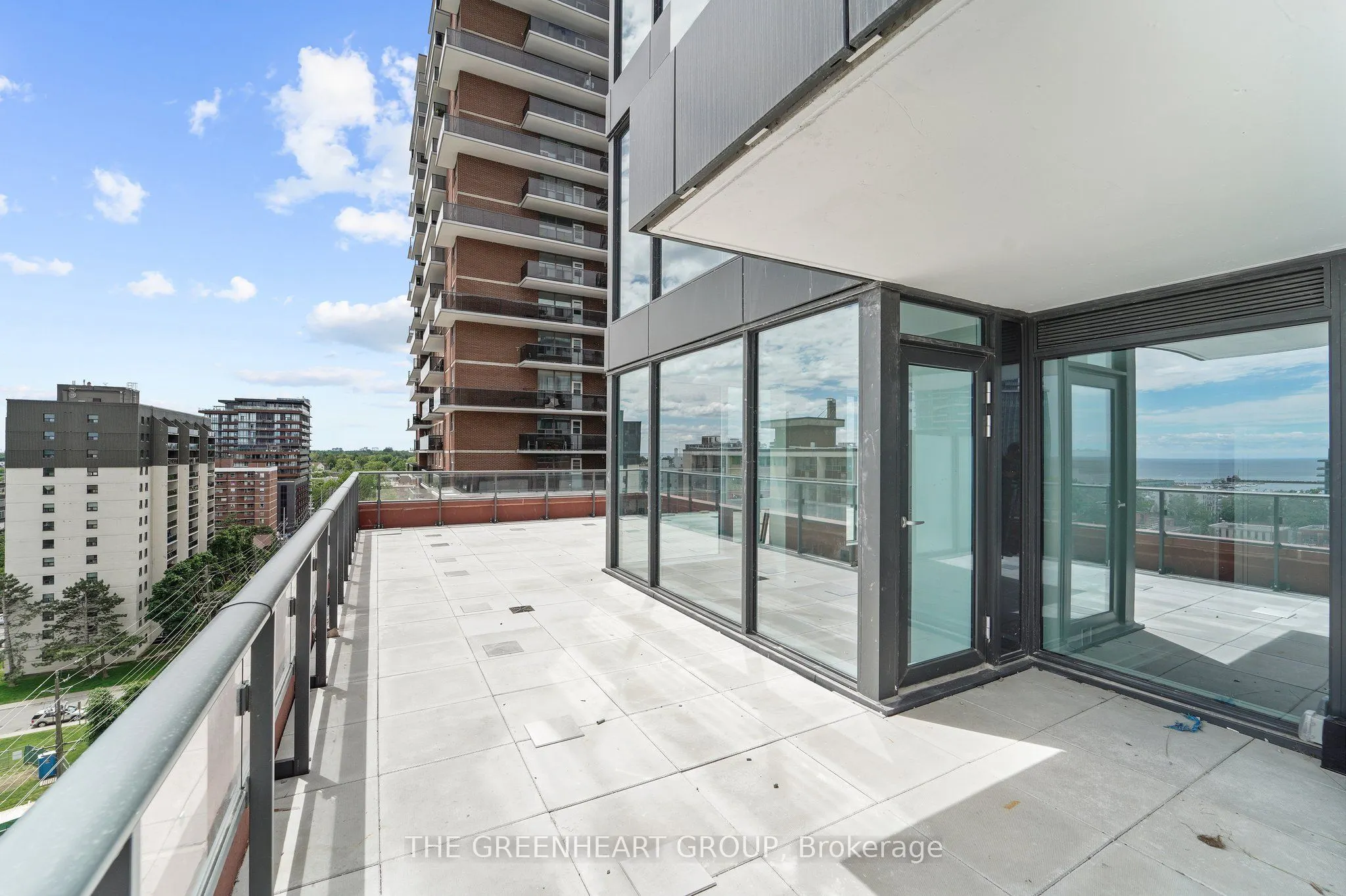 28 Ann Street #908
