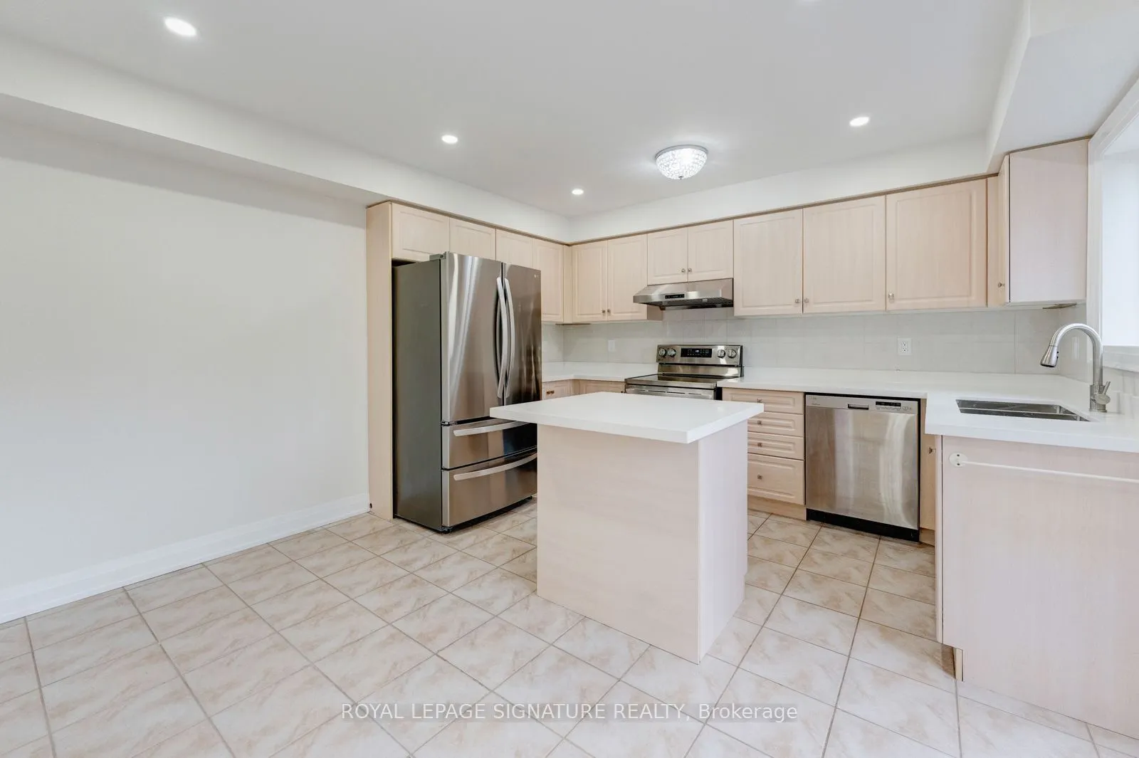 38 Charleswood Circle
