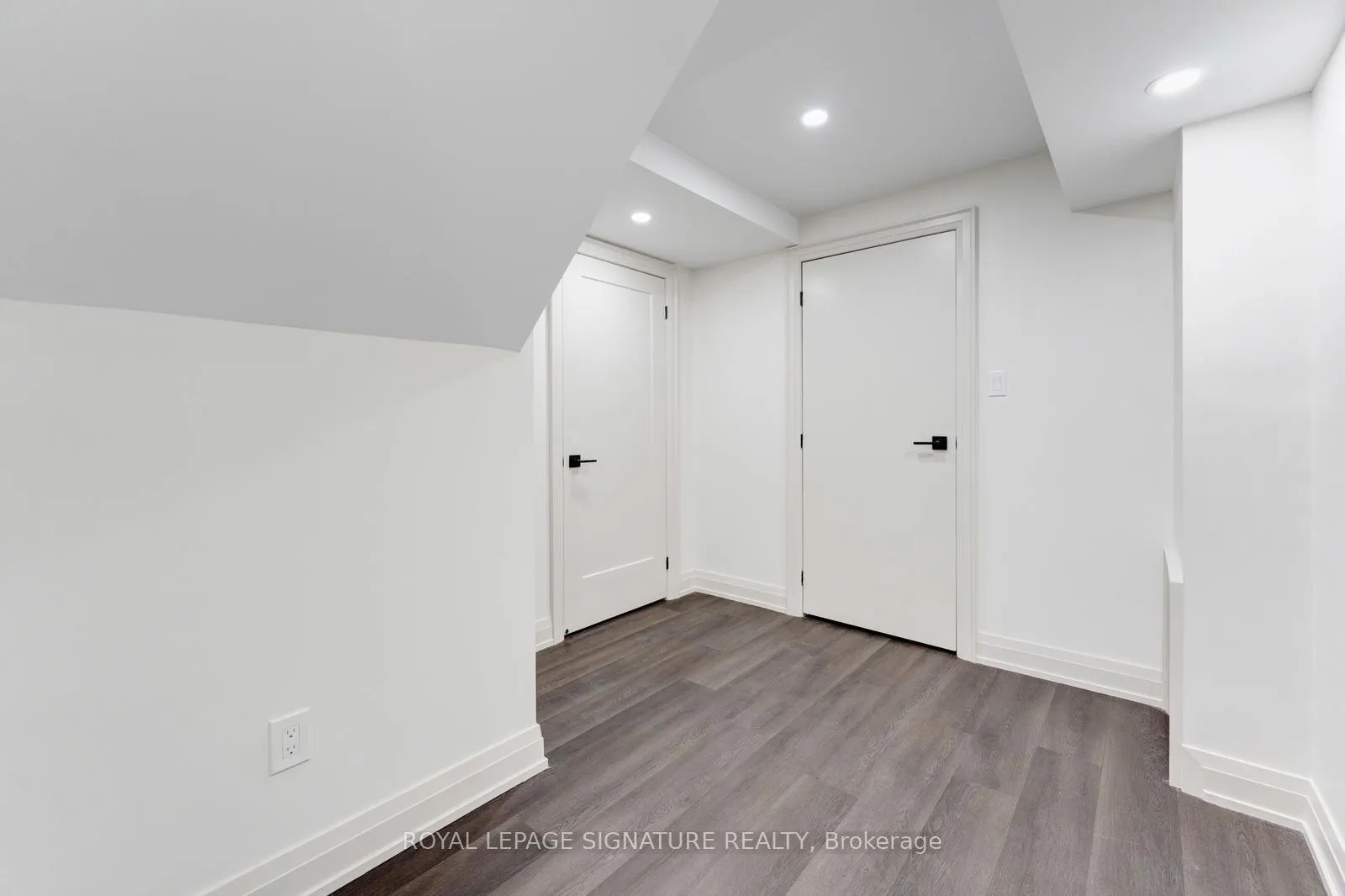 38 Charleswood Circle