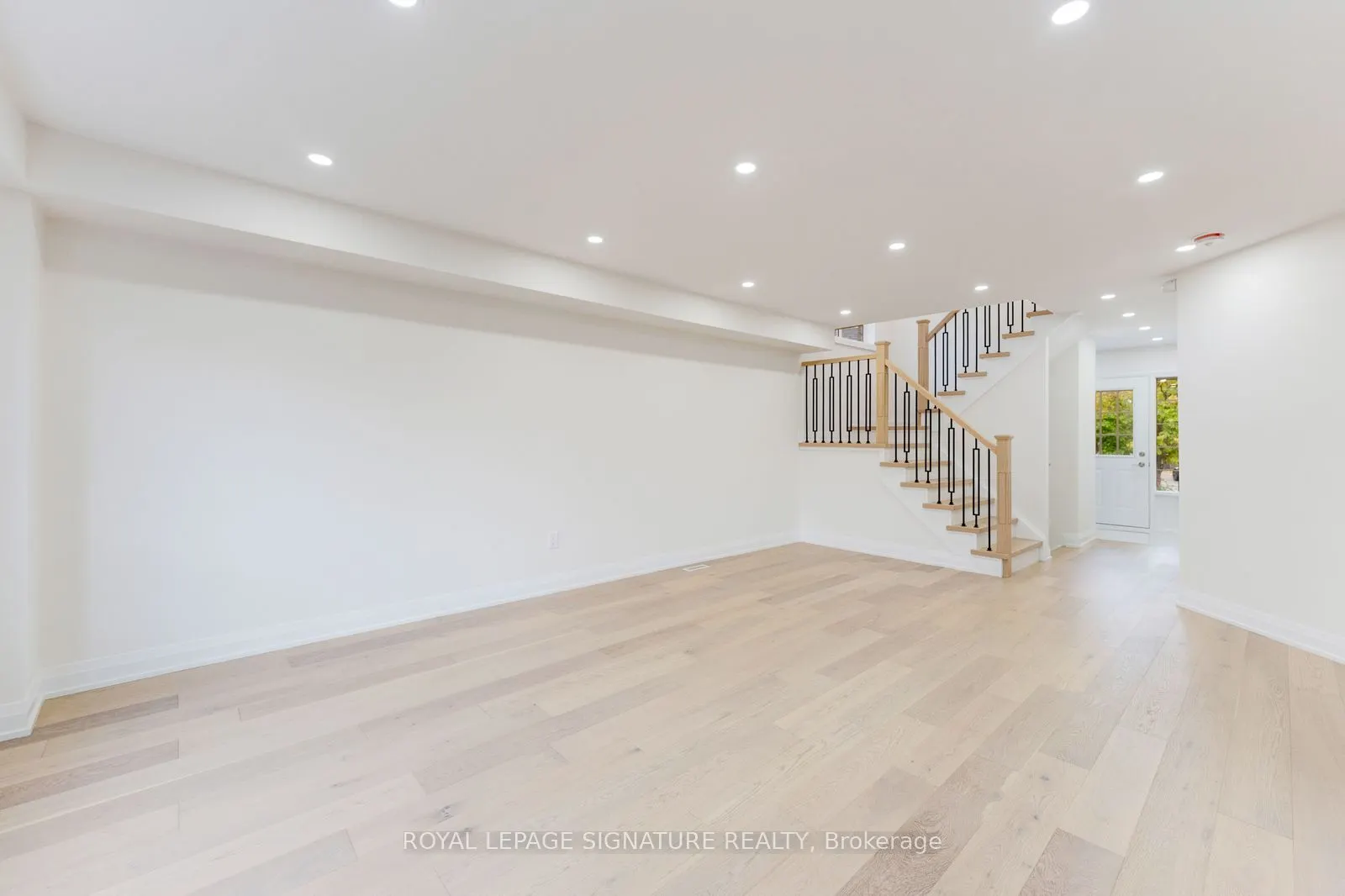 38 Charleswood Circle