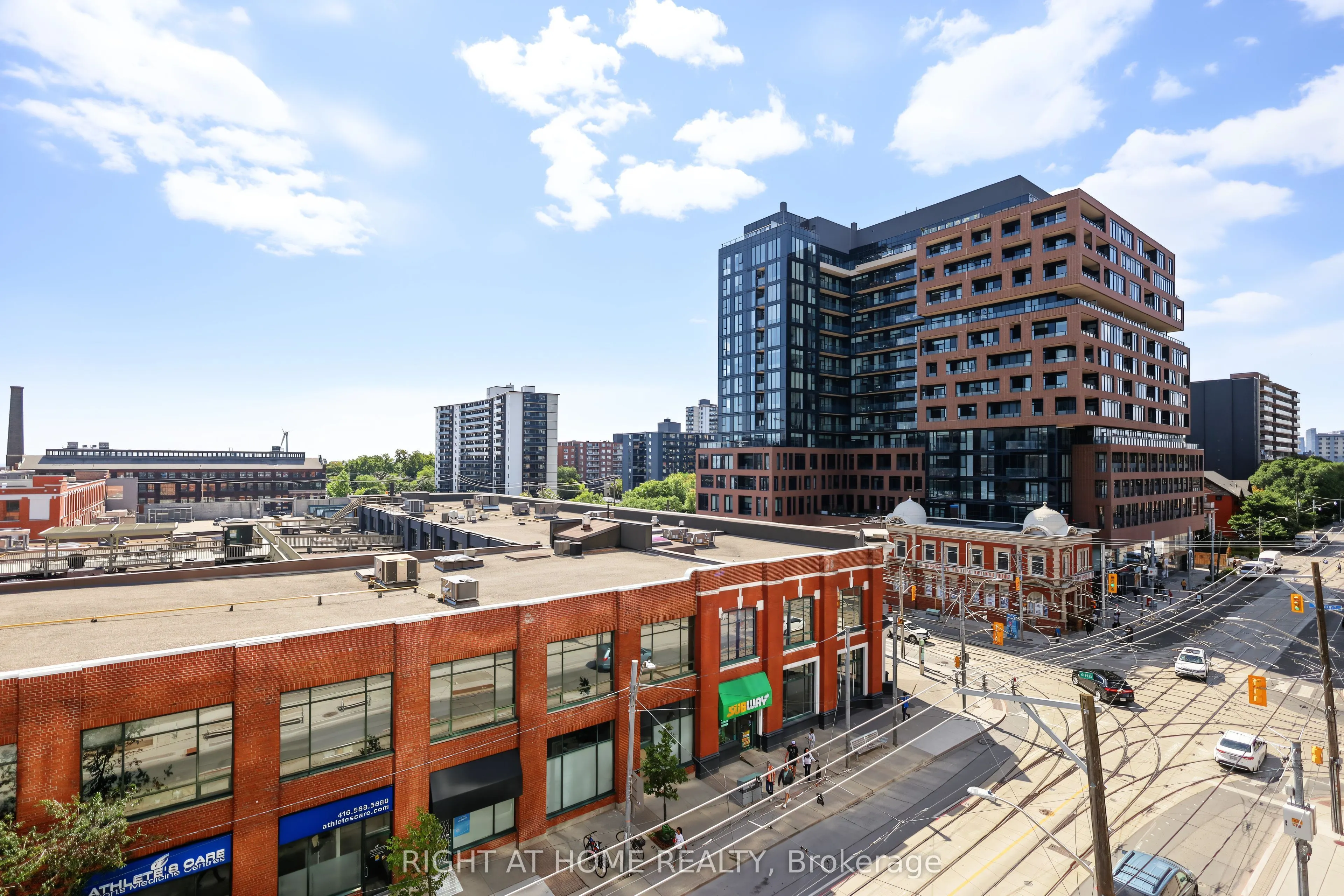 285 Dufferin Street #421