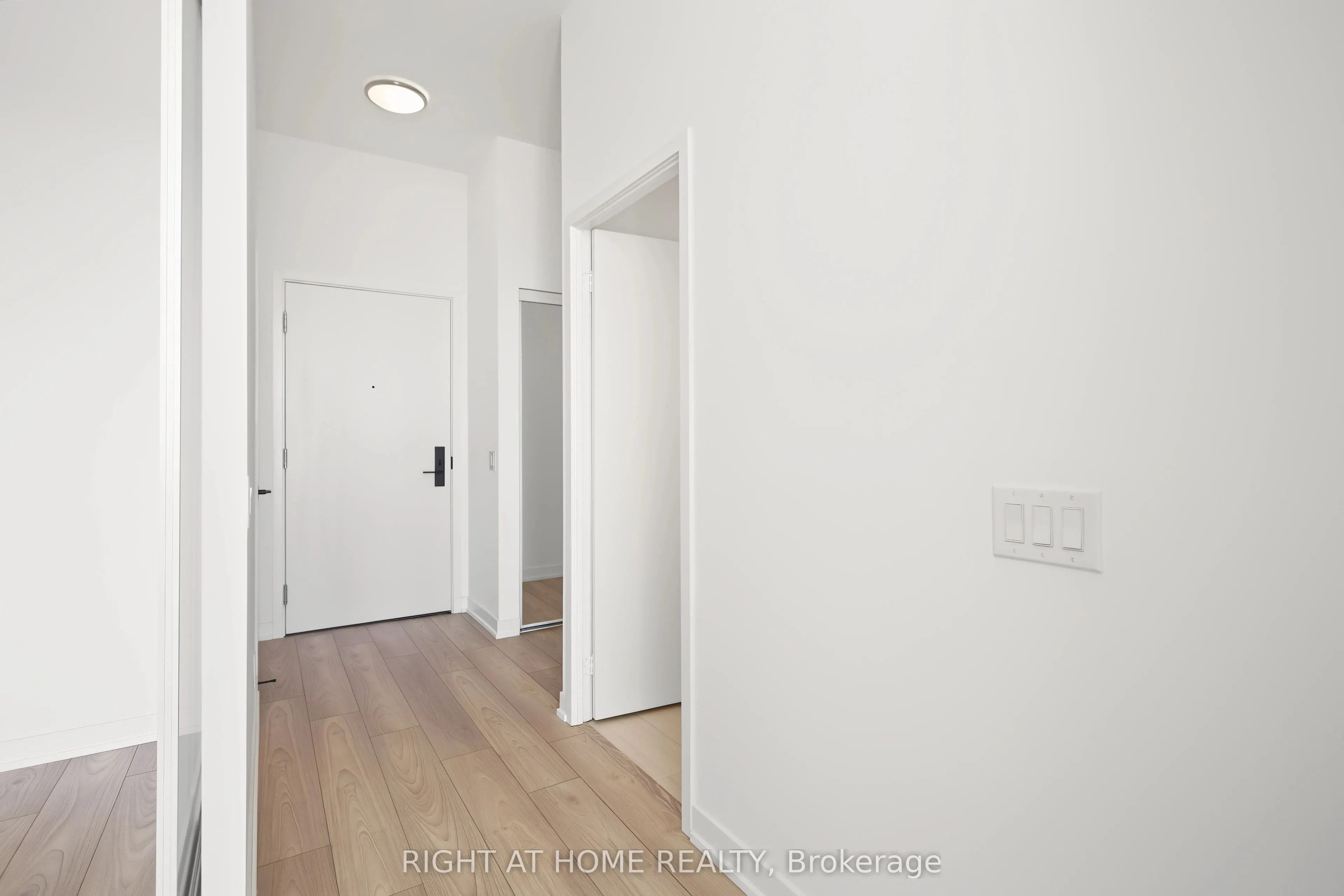 285 Dufferin Street #619