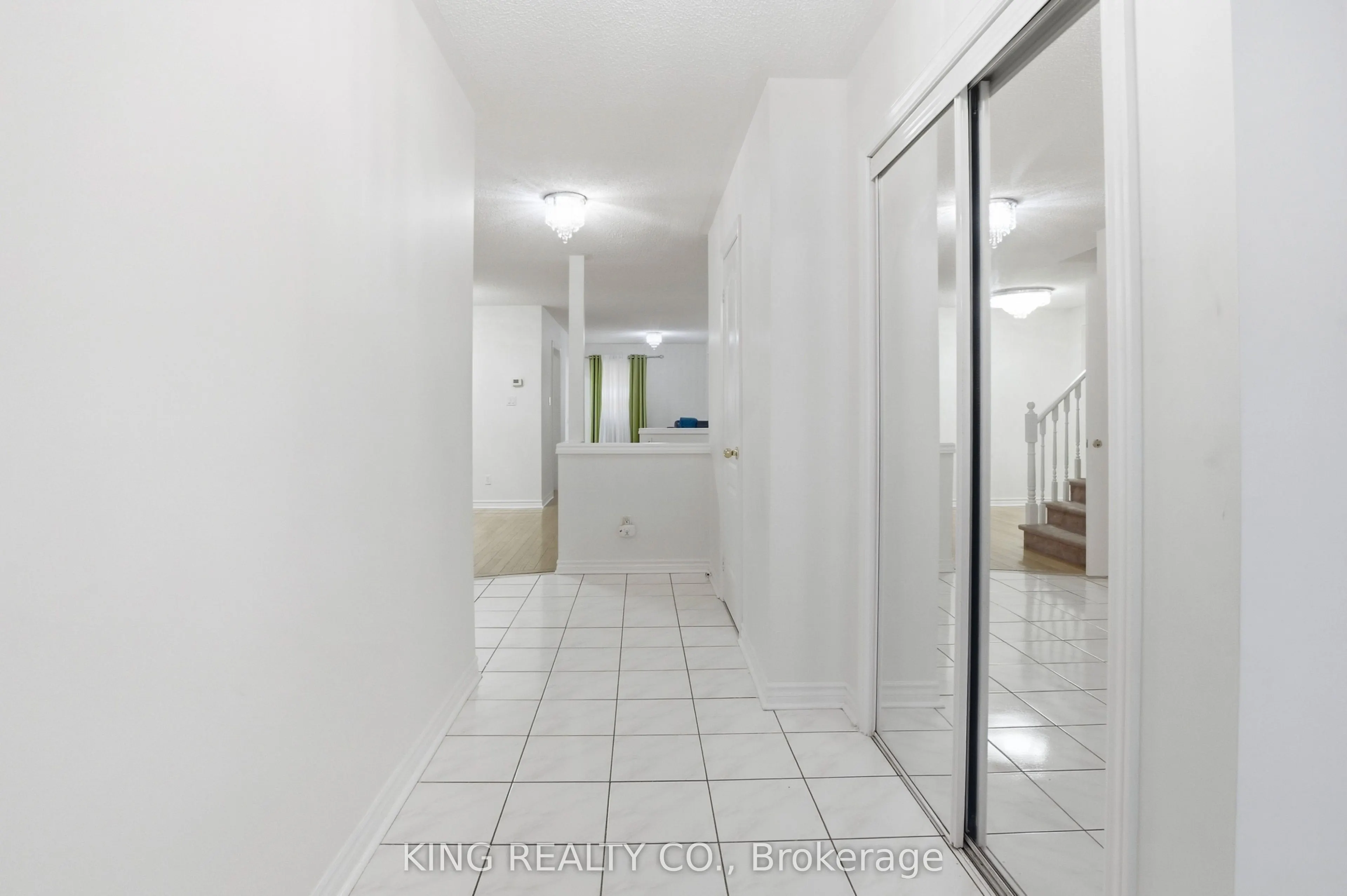 81 Tessler Crescent