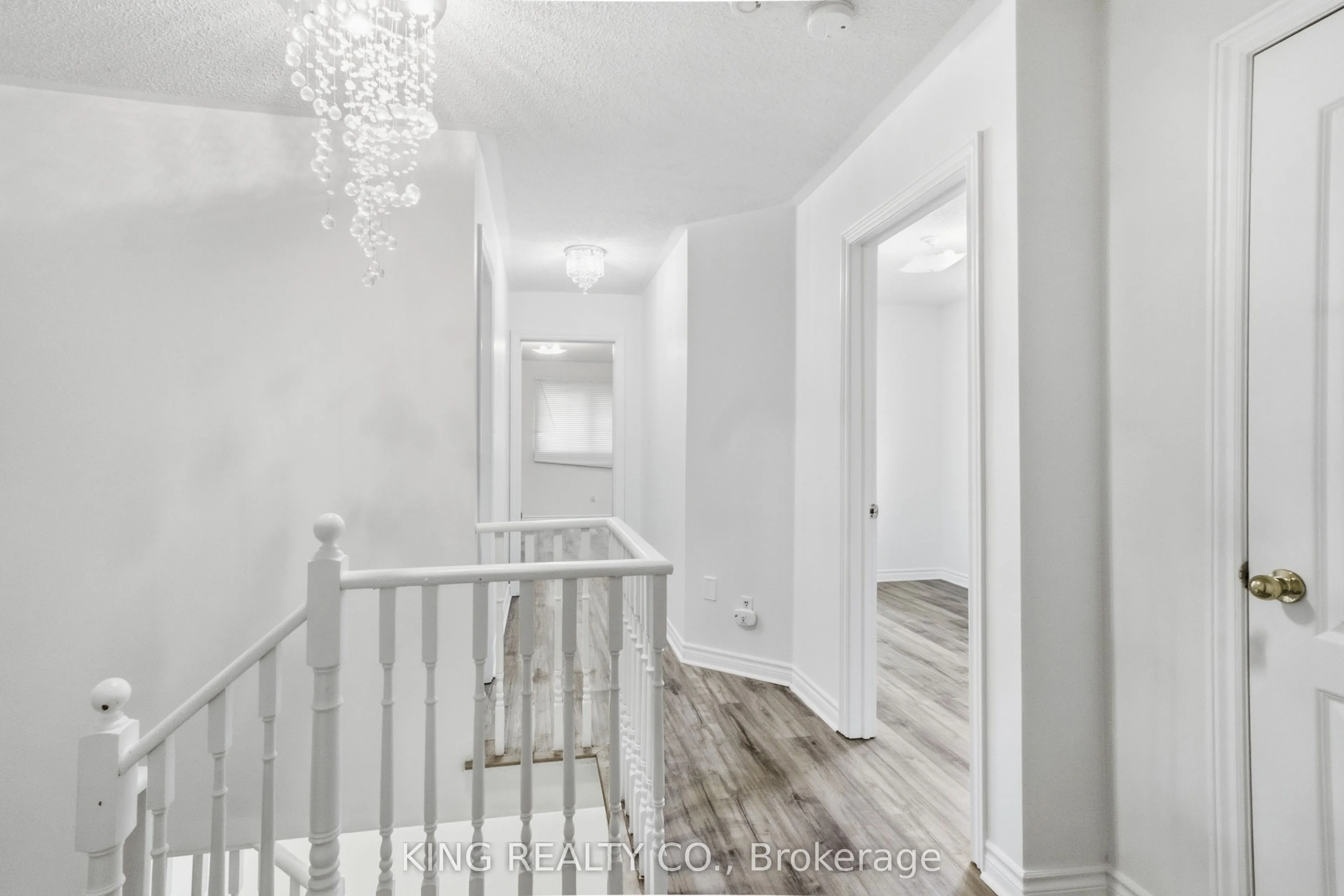 81 Tessler Crescent