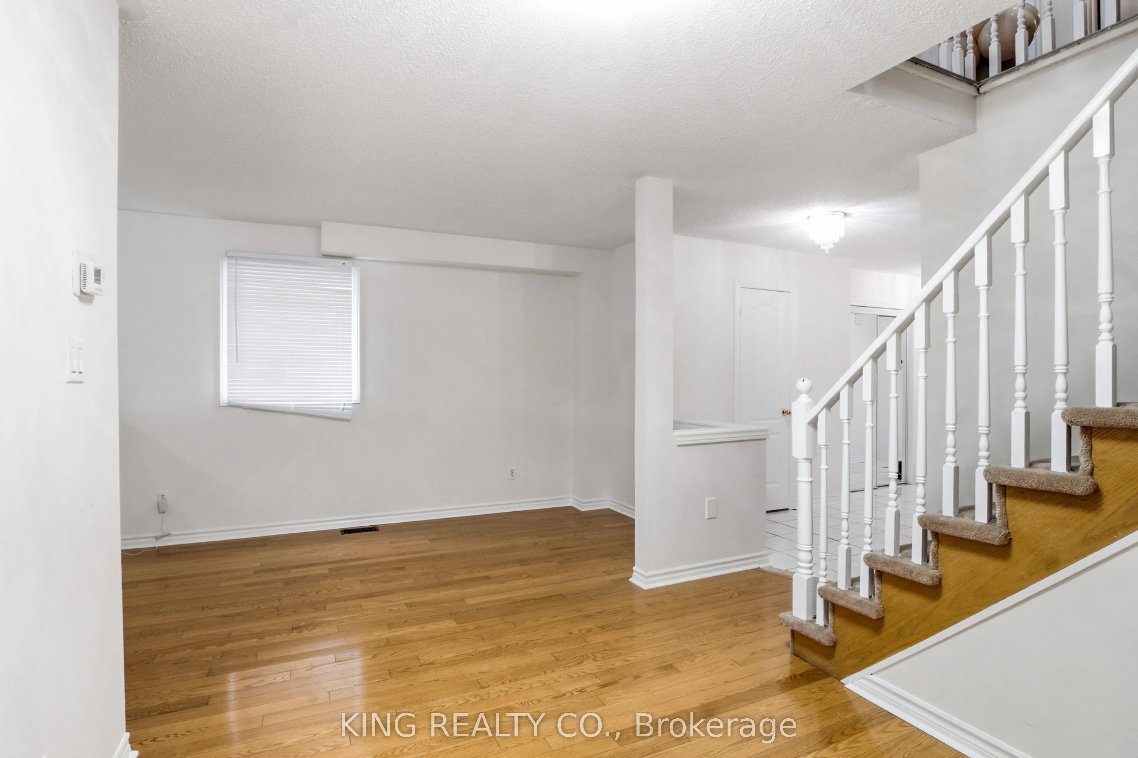 81 Tessler Crescent