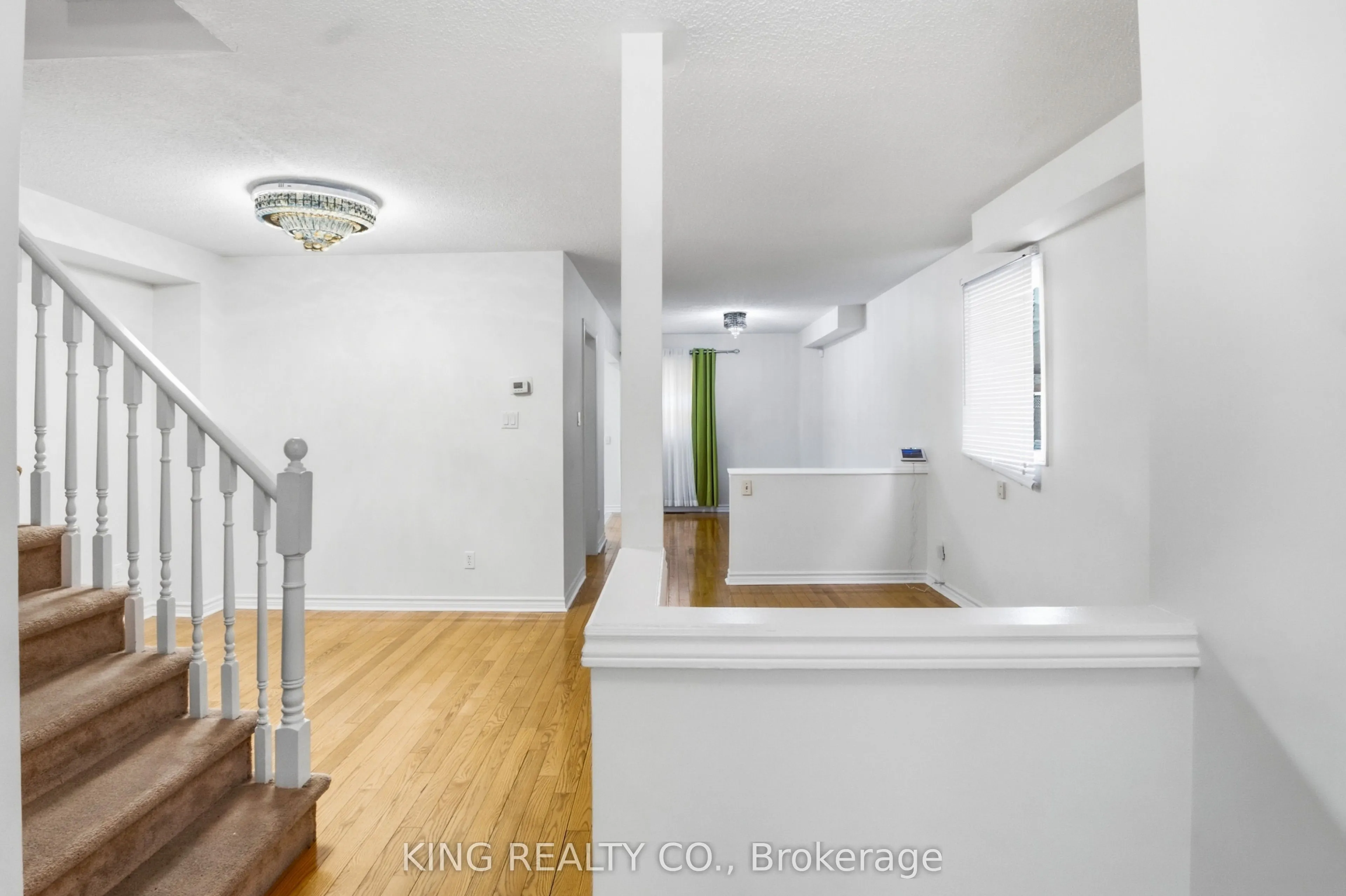 81 Tessler Crescent