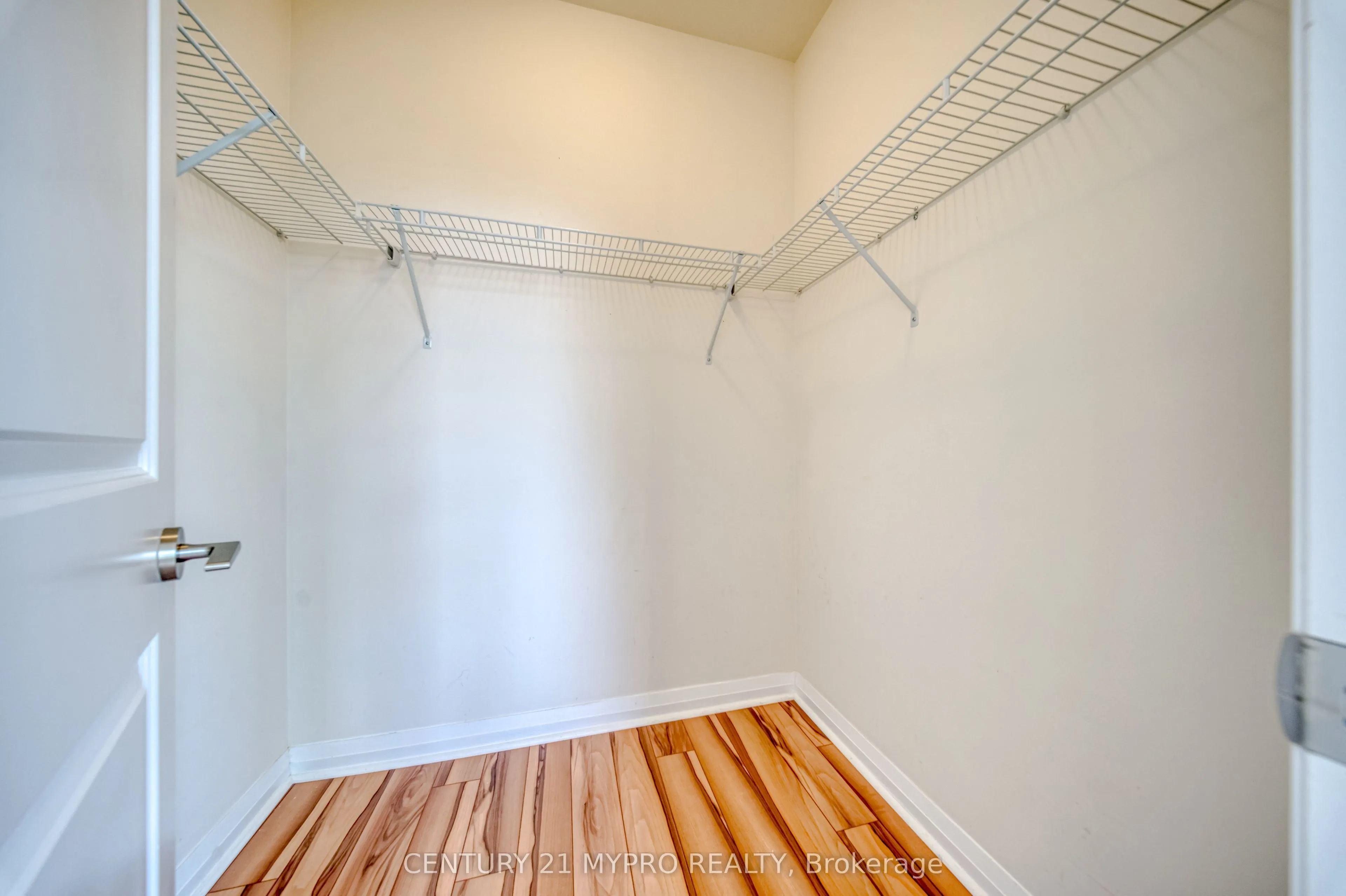 55 Eglinton Avenue W #103
