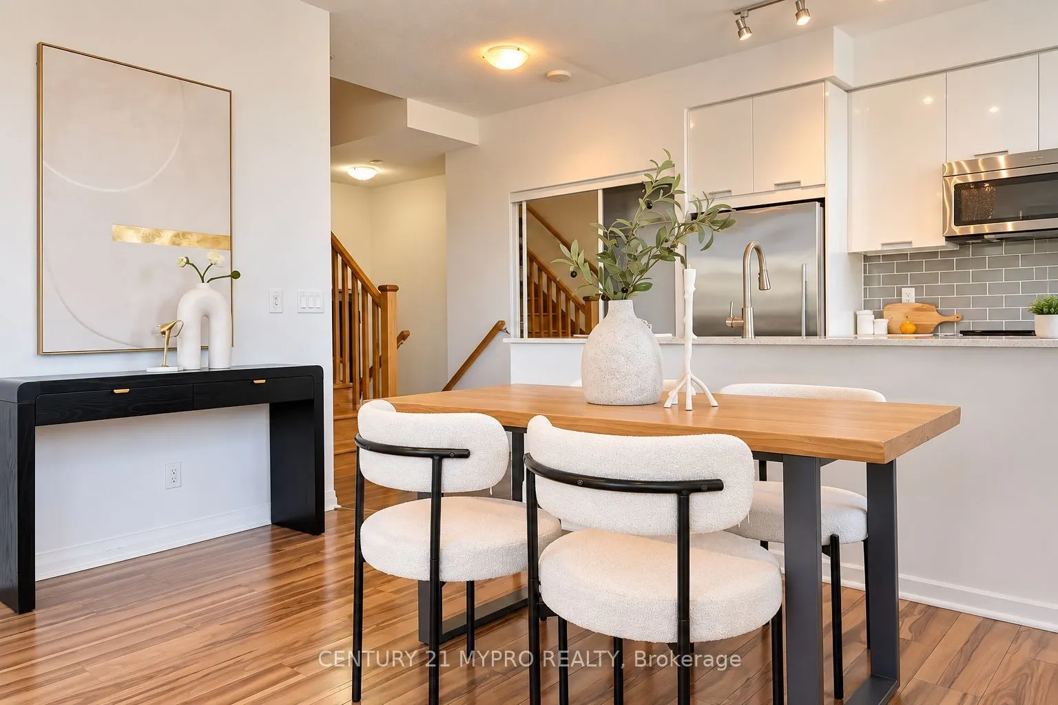 55 Eglinton Avenue W #103