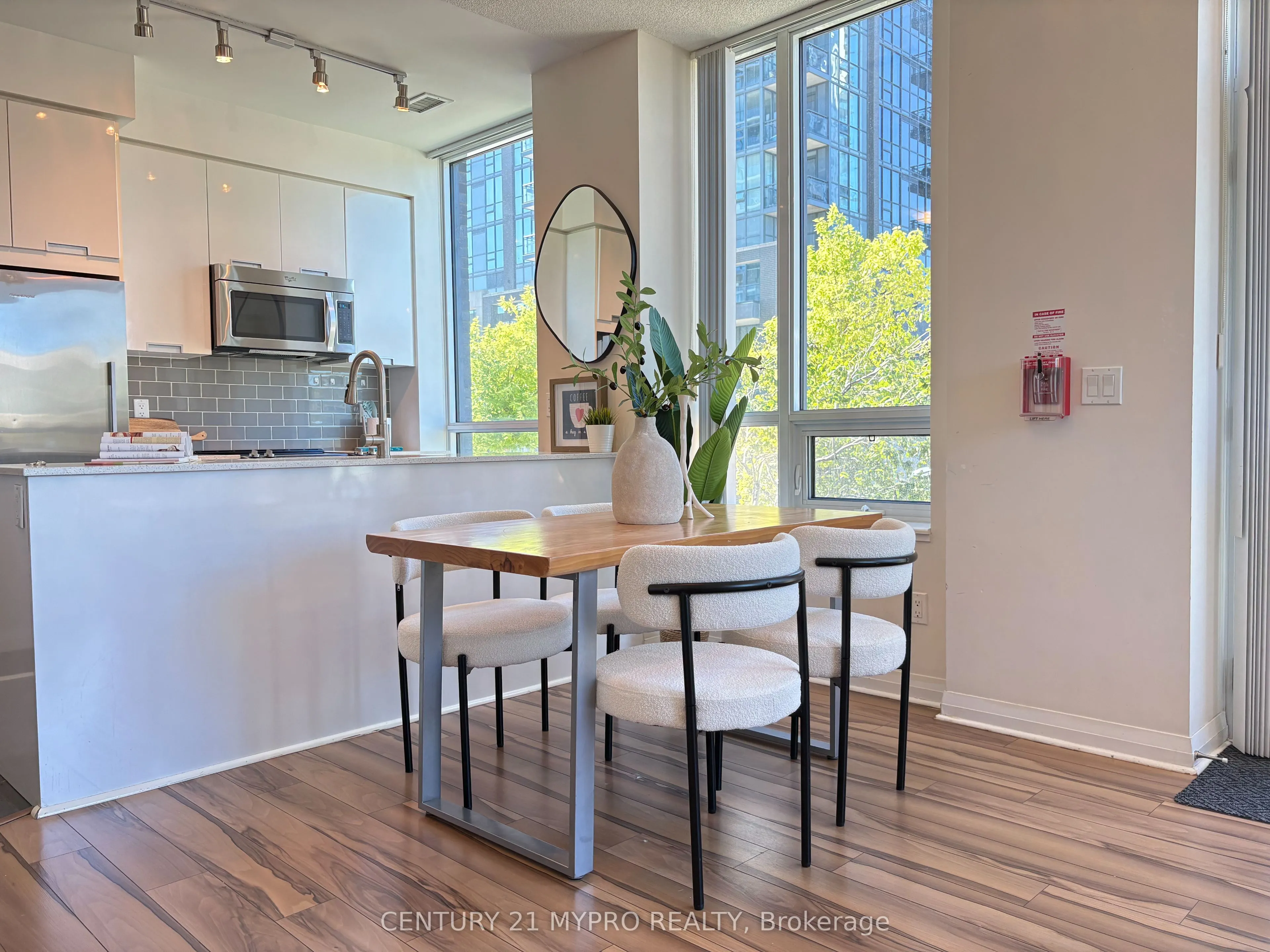 55 Eglinton Avenue W #103