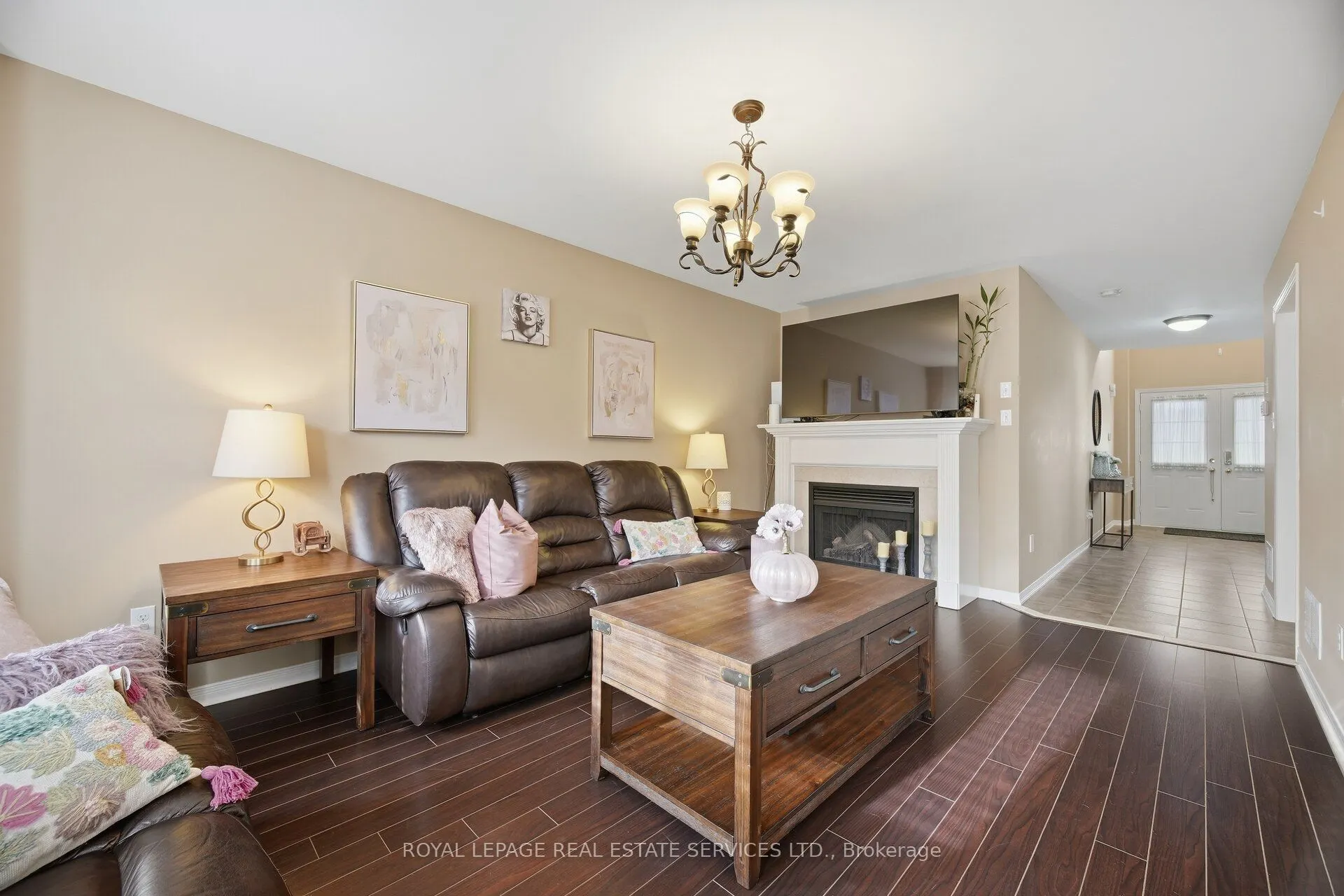 332 Duncan Lane N