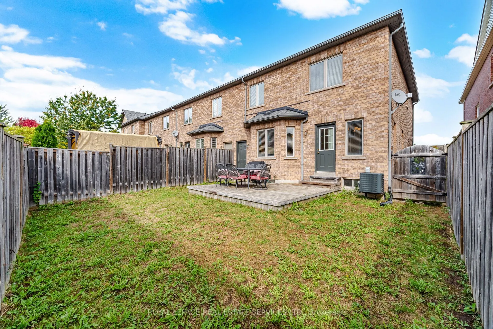 332 Duncan Lane N